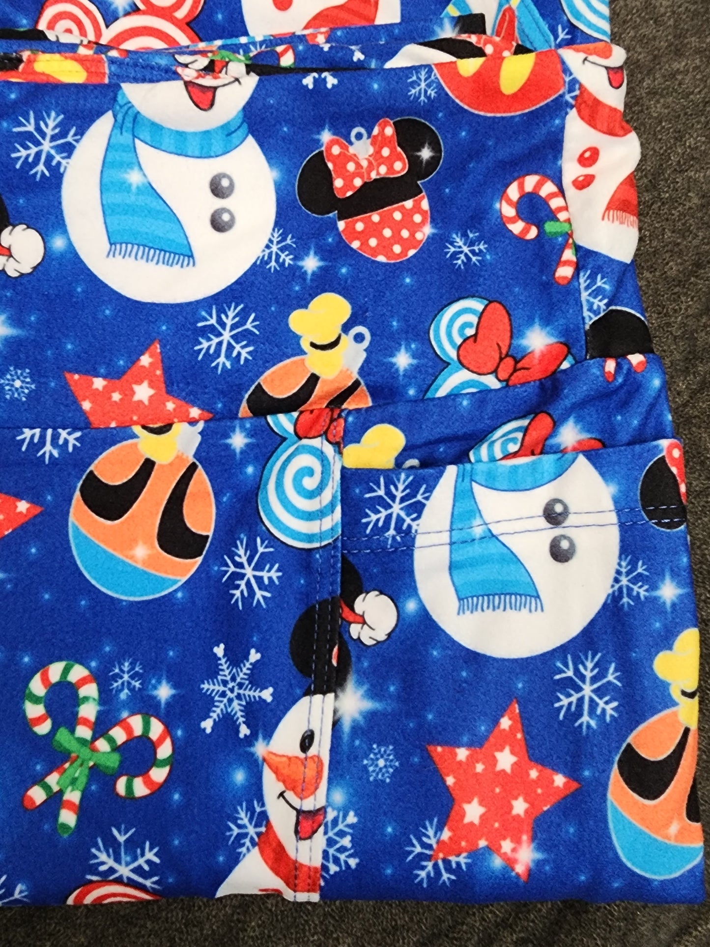 *Charlies Project Disney Mickey Mouse and Friends Holiday Christmas Leggings