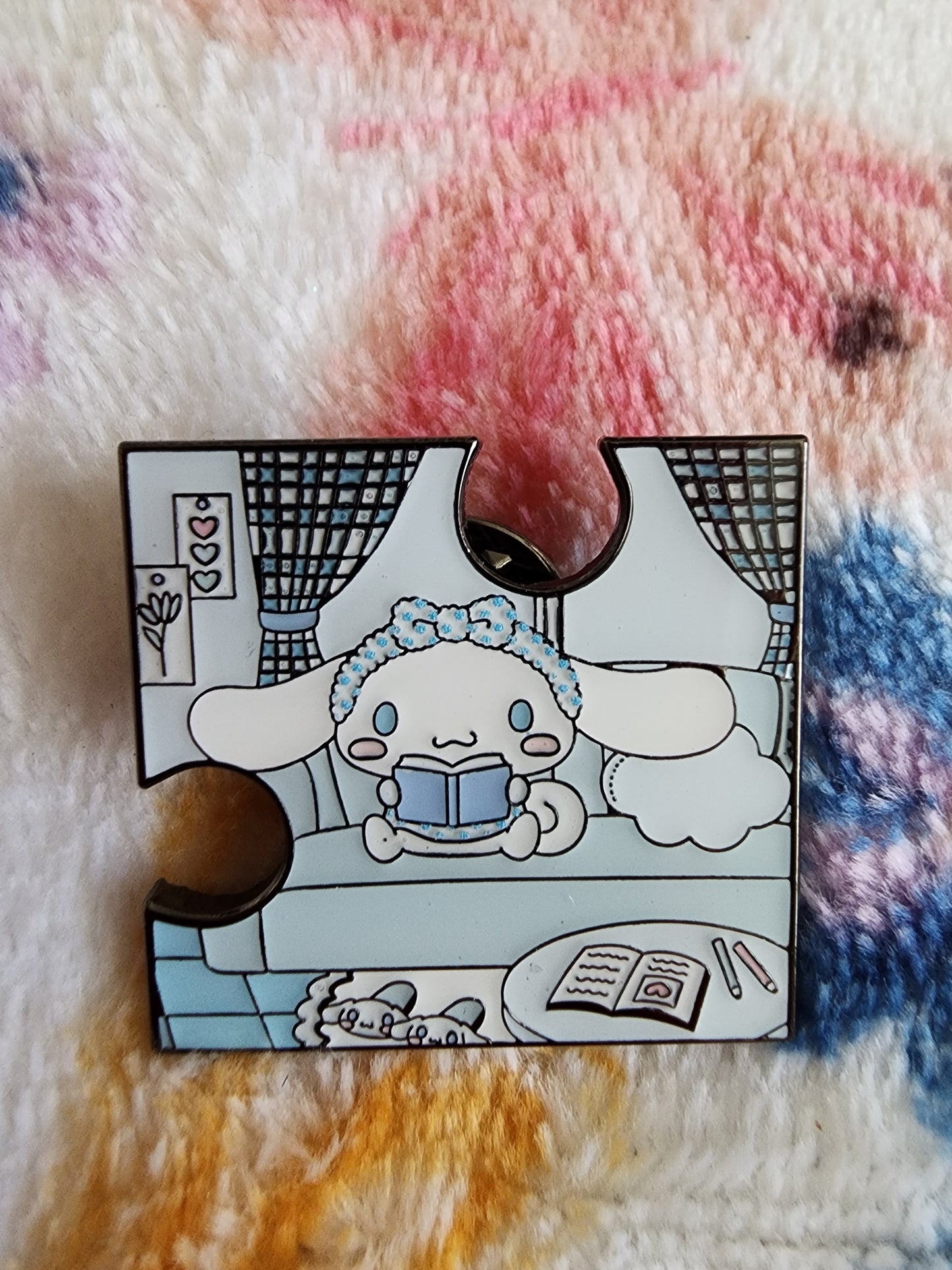 Loungefly Hello Kitty and Friends Puzzle House Mystery Pins
