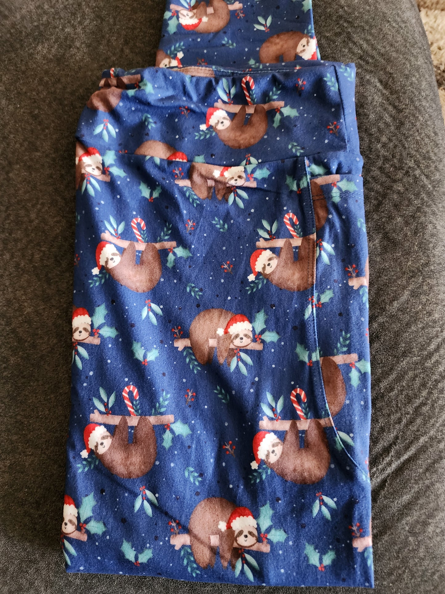 *Charlies Project Sloth Christmas Leggings