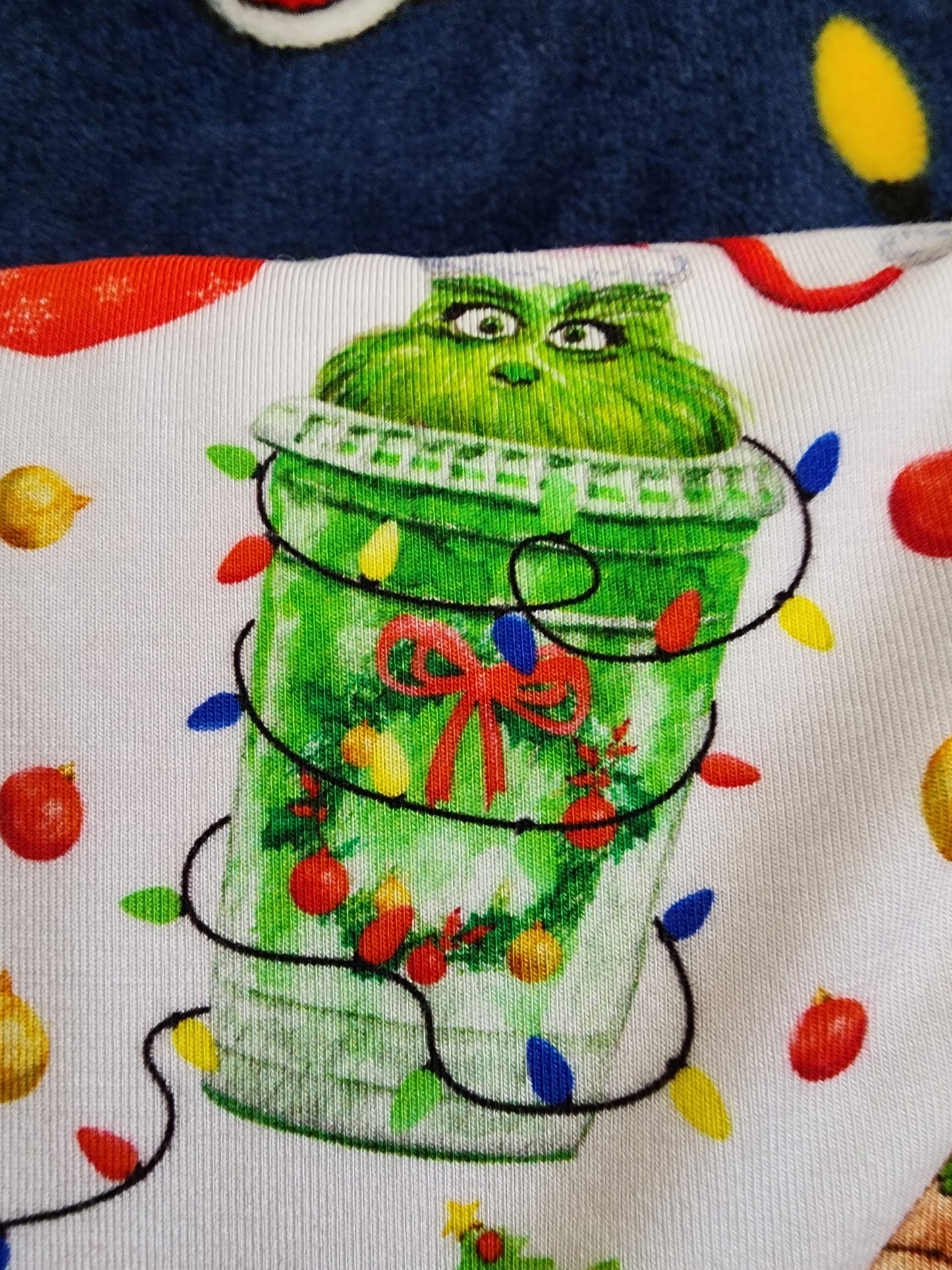 *Dr. Seuss The Grinch Christmas Drinks Baby Blanket