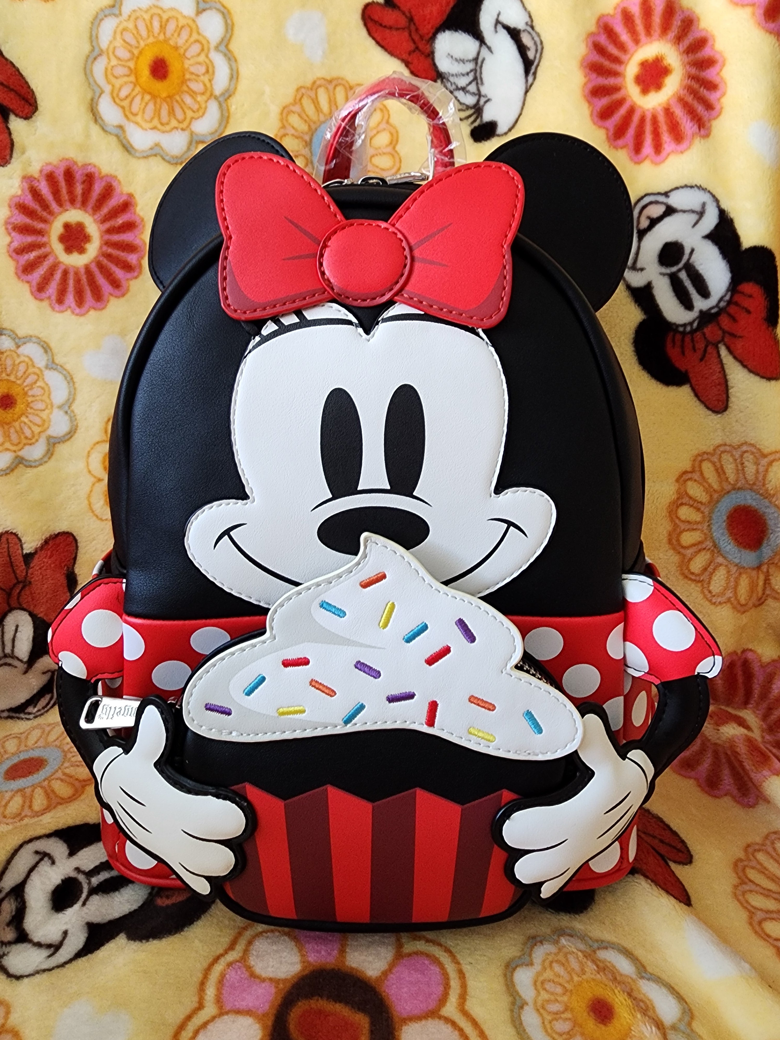 Loungefly Minnie Mouse Sprinkle Cupcake purchases Mini Backpack