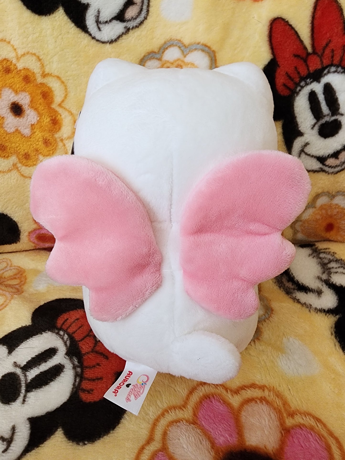 Meowchi White Holding Candy Valentine's Heart Plush