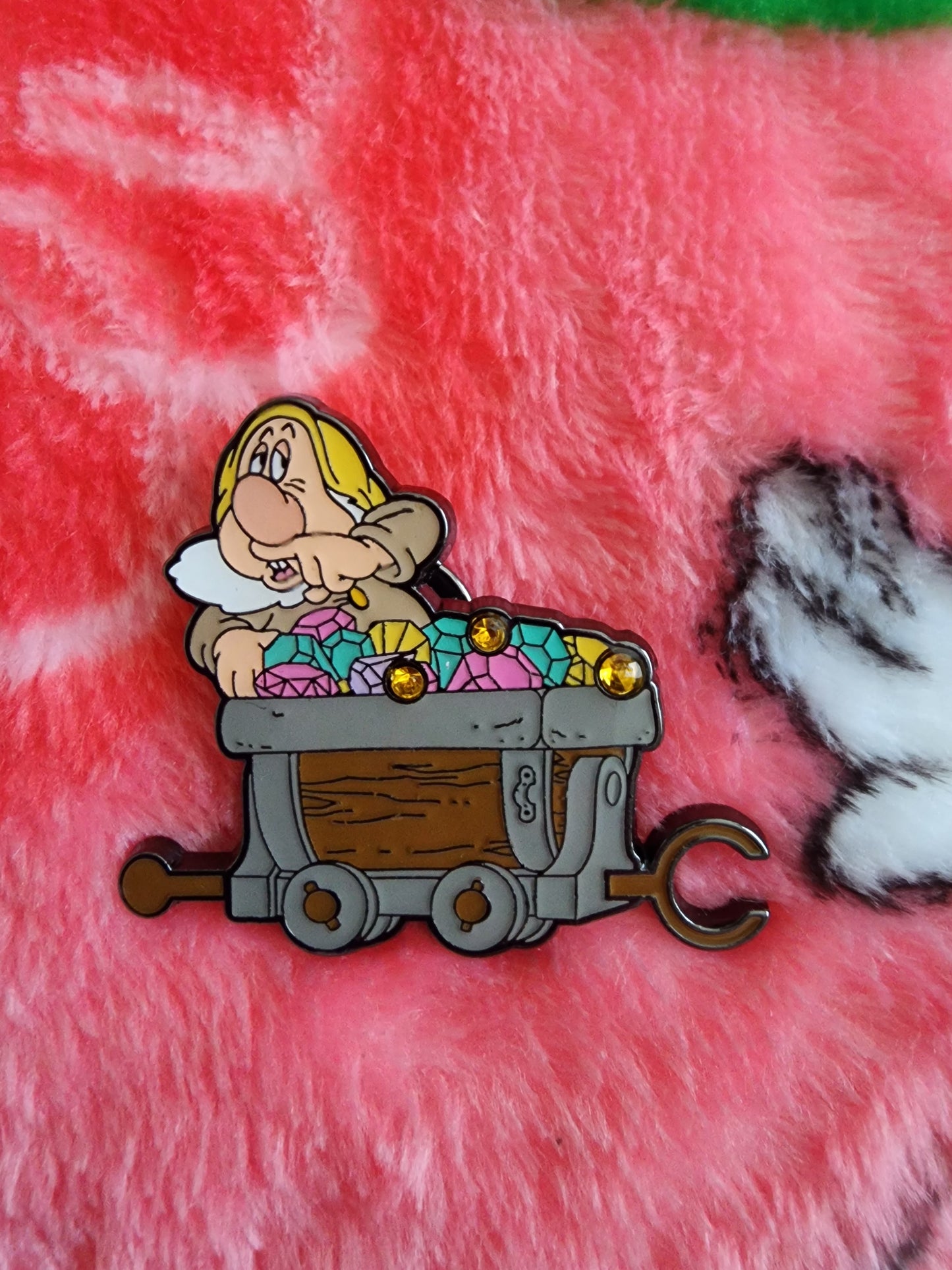 Loungefly Disney Seven Drawfs Mining Car Mystery Pins