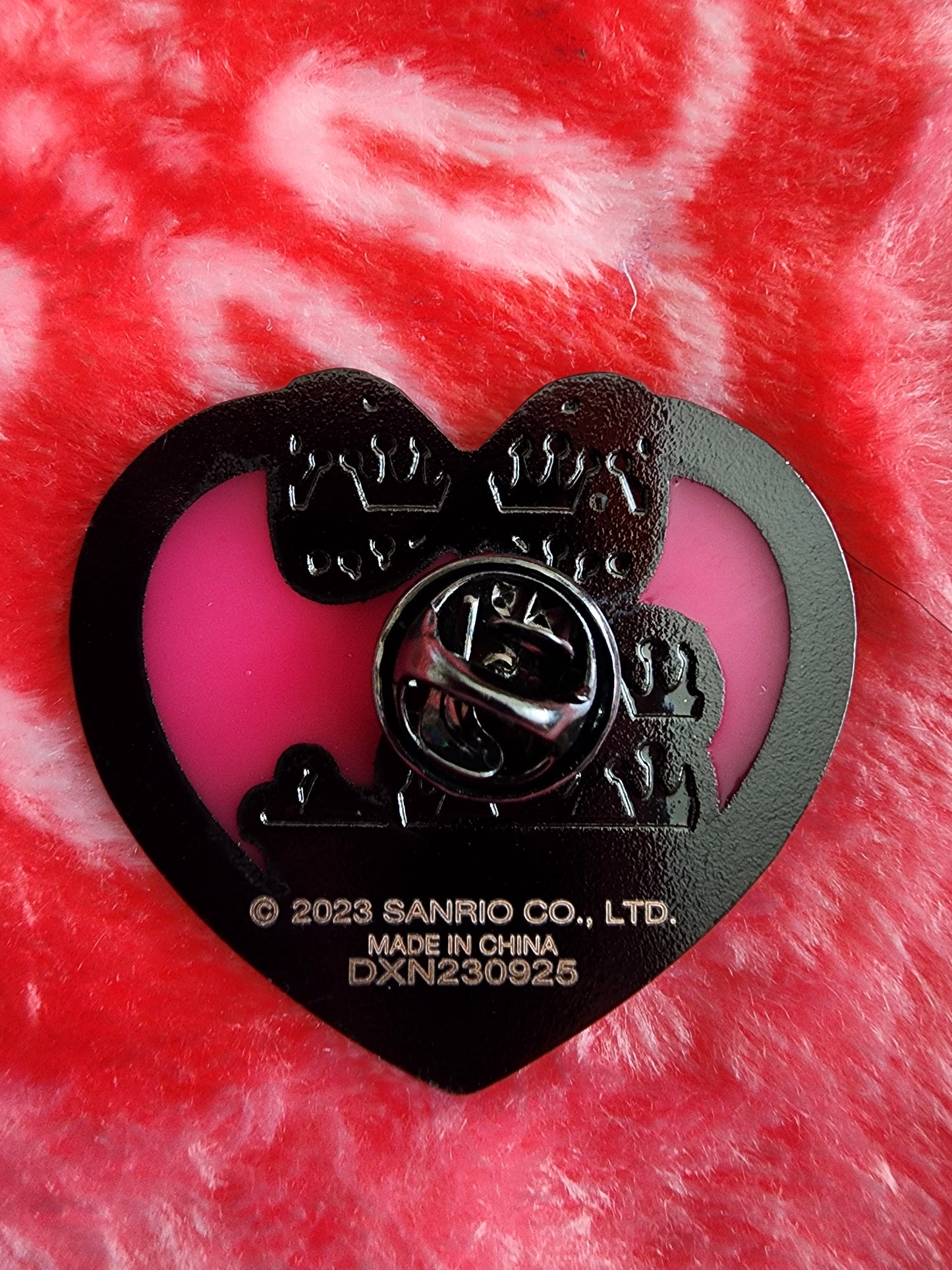 Loungefly Hello Kitty and Friends with their Friends Heart Shaped Mystery Pins