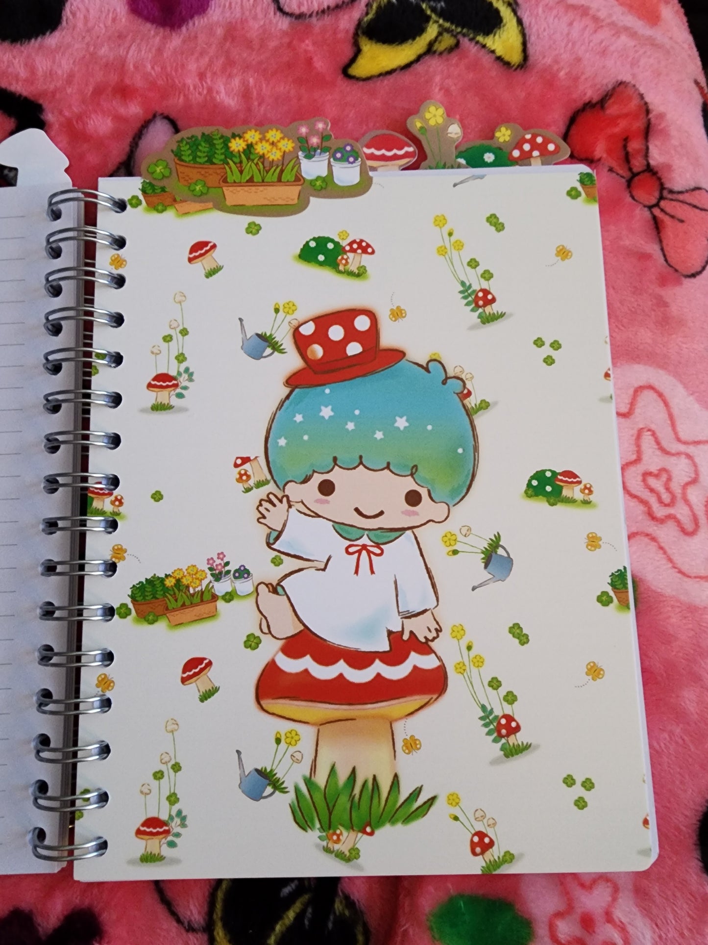 Hello Kitty and Friends Tabbed Notebook