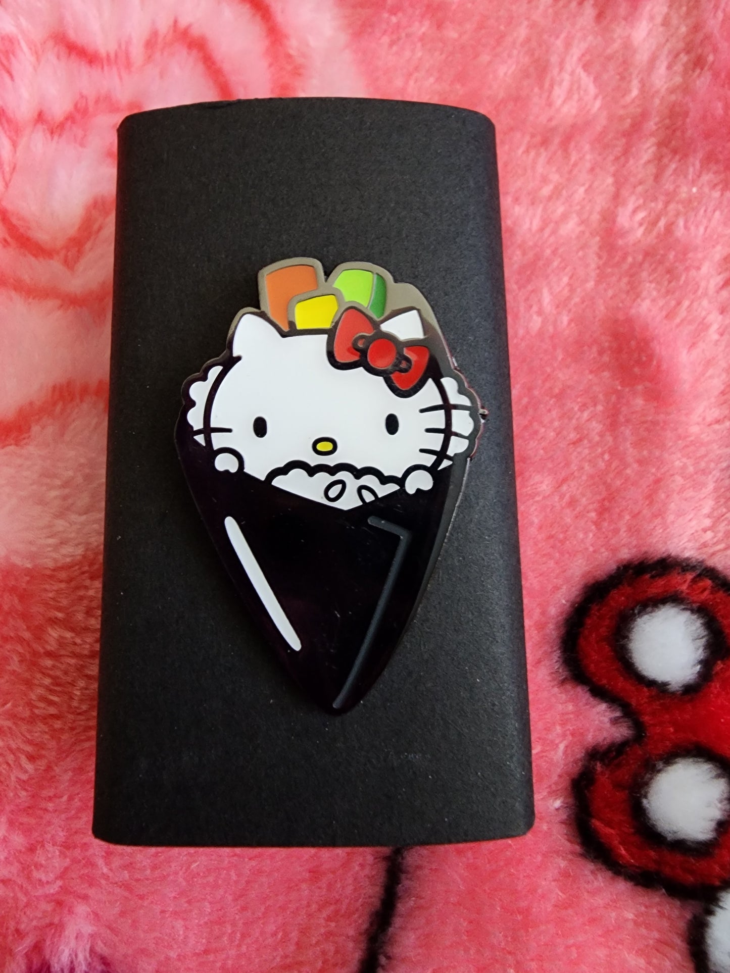 Hello Kitty and Friends as Suhsi Mystery Pins