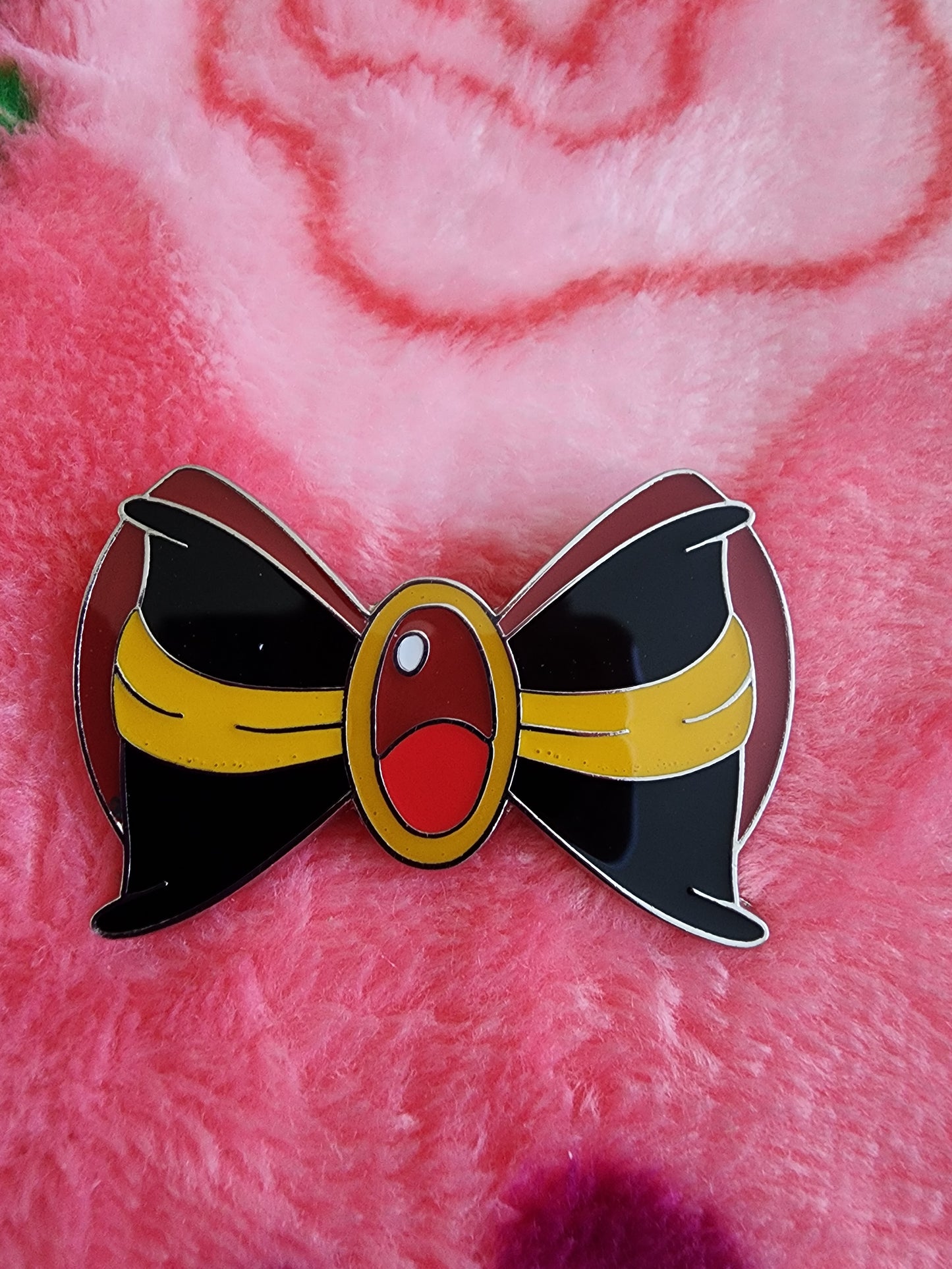 Loungefly Disney Villains Bow Mystery Pins