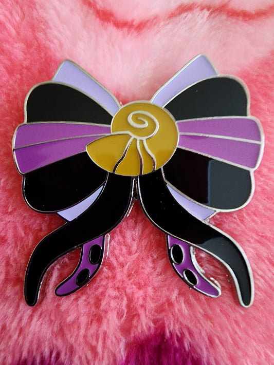 Loungefly Disney Villains Bow Mystery Pins