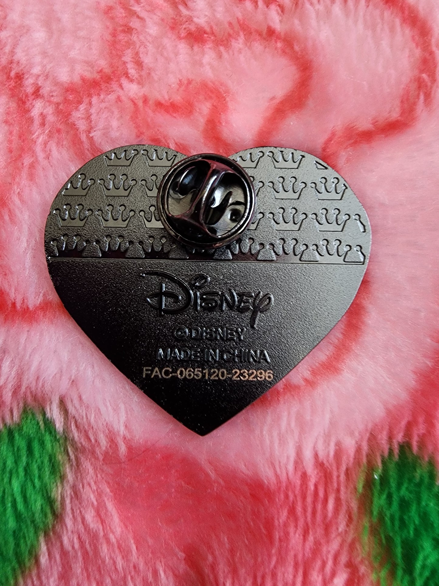 Loungefly Disney Animal Characters  Love Heart Shaped Mystery Pins