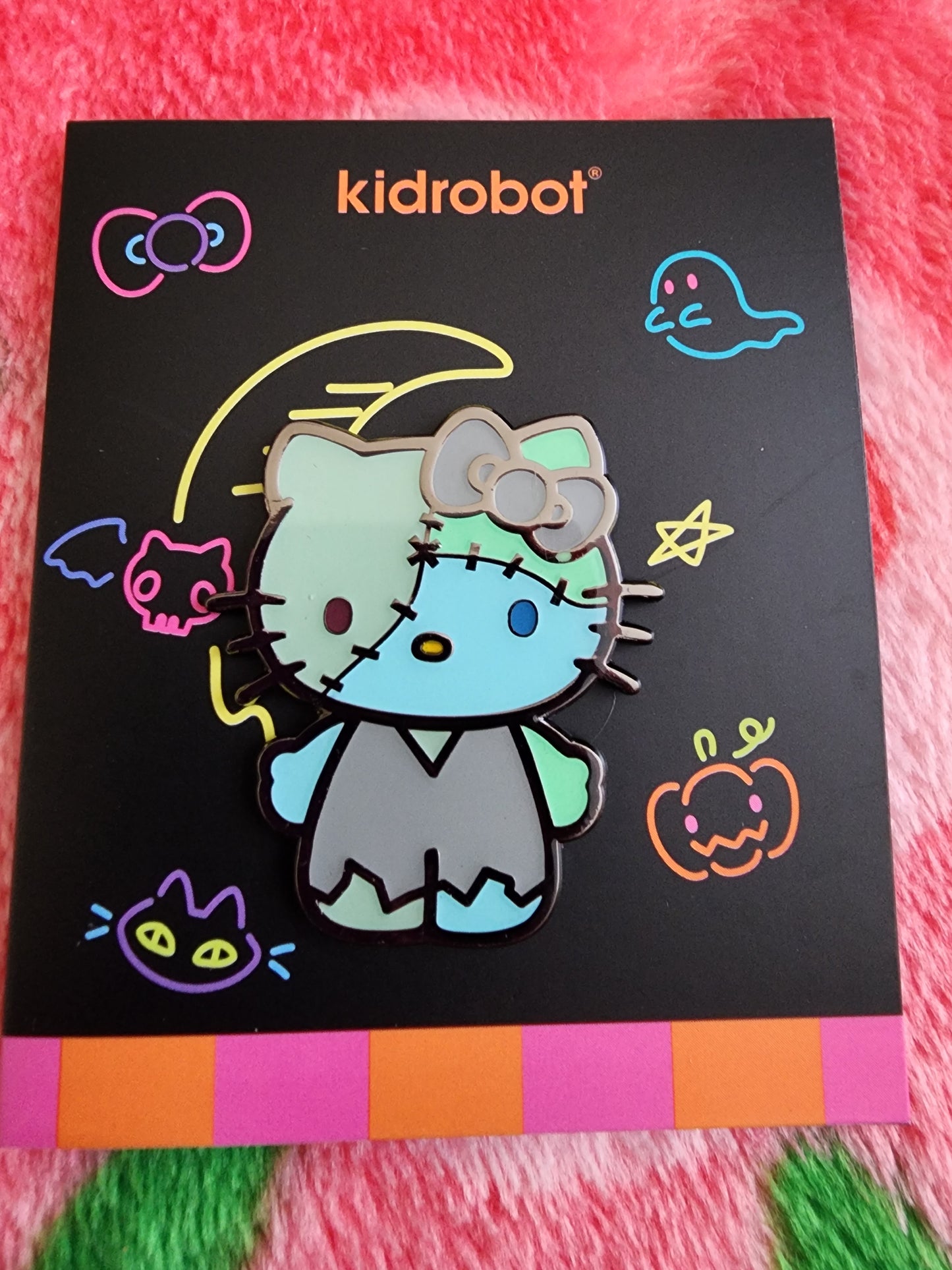 Hello Kitty Halloween Mystery Pins