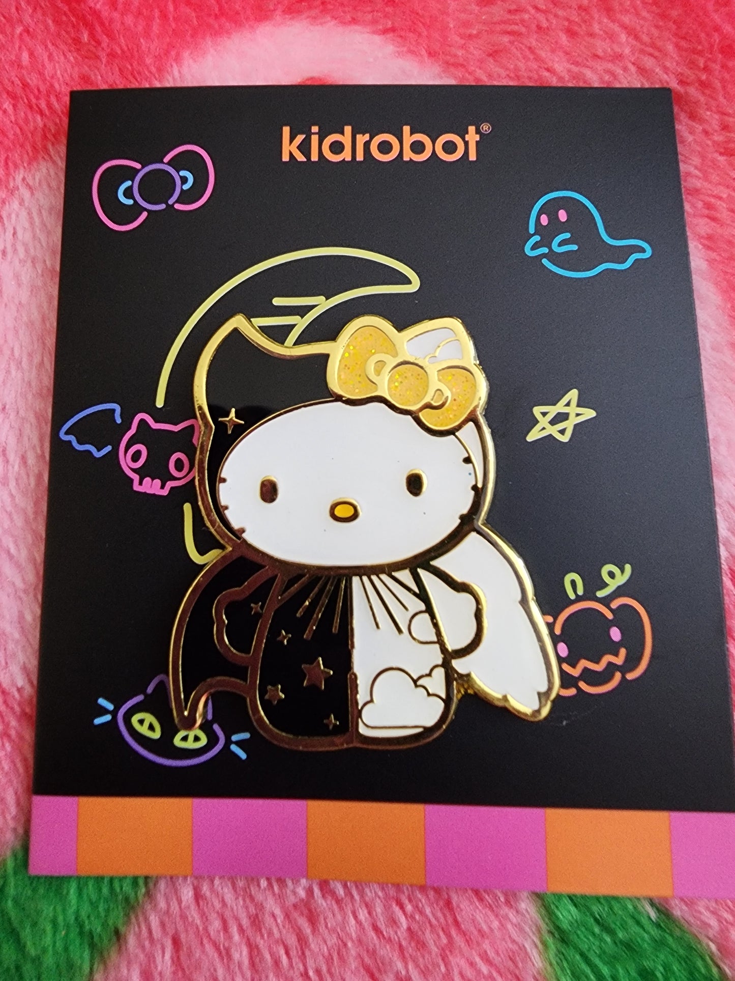 Hello Kitty Halloween Mystery Pins