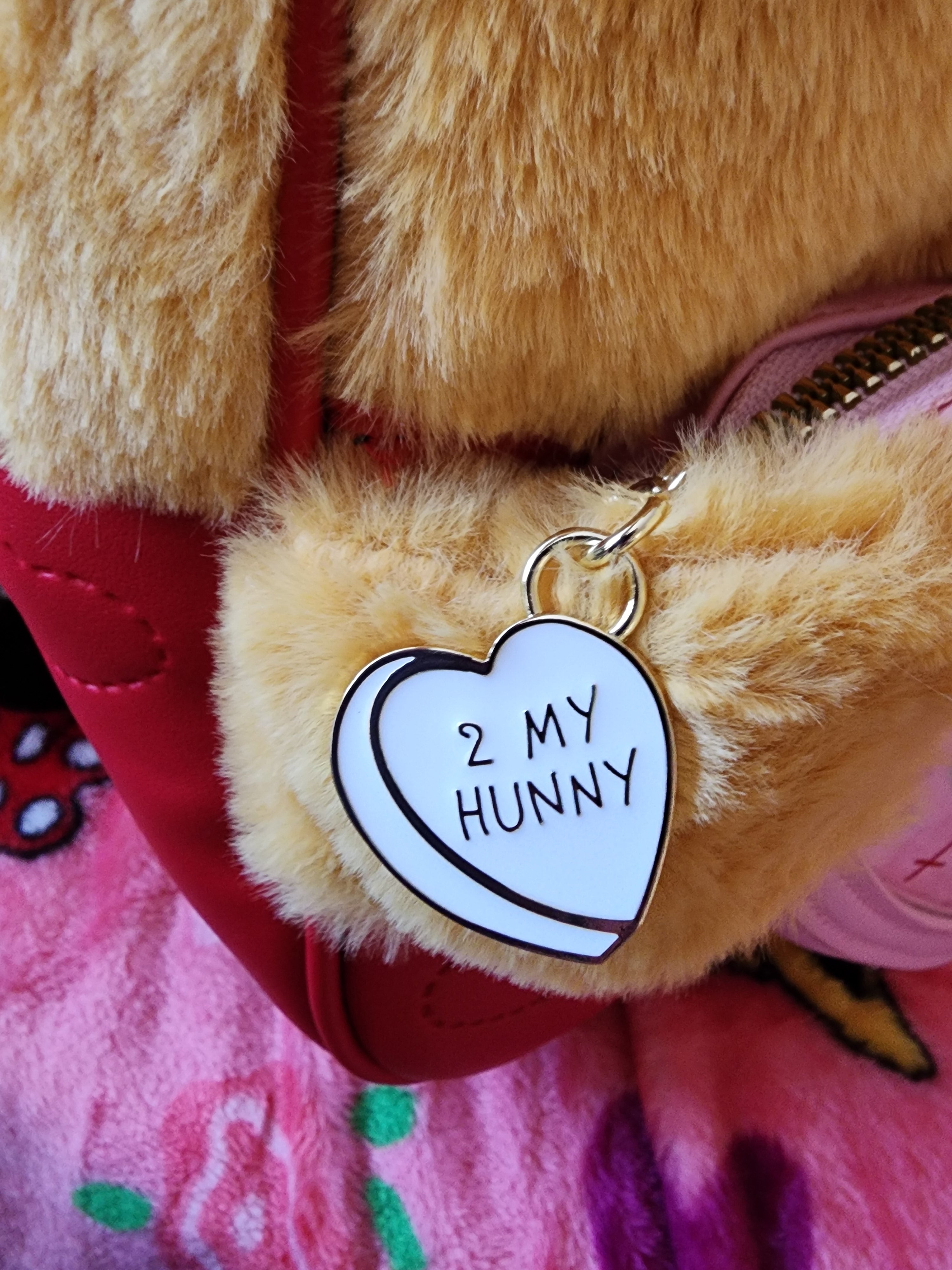 Her Universe Winnie the Pooh outlets and Friends Heart backpack