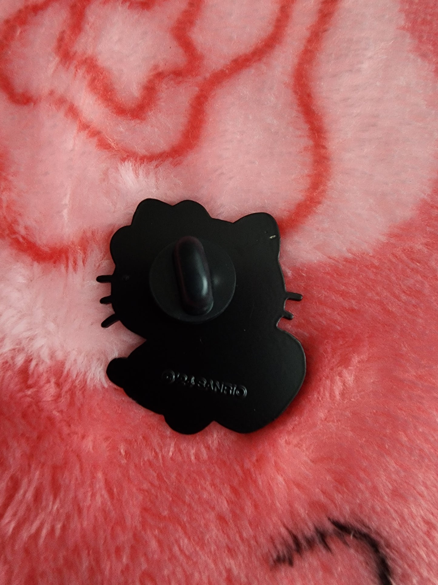 Hello Kitty and Friends Valentine's Mystery Pins