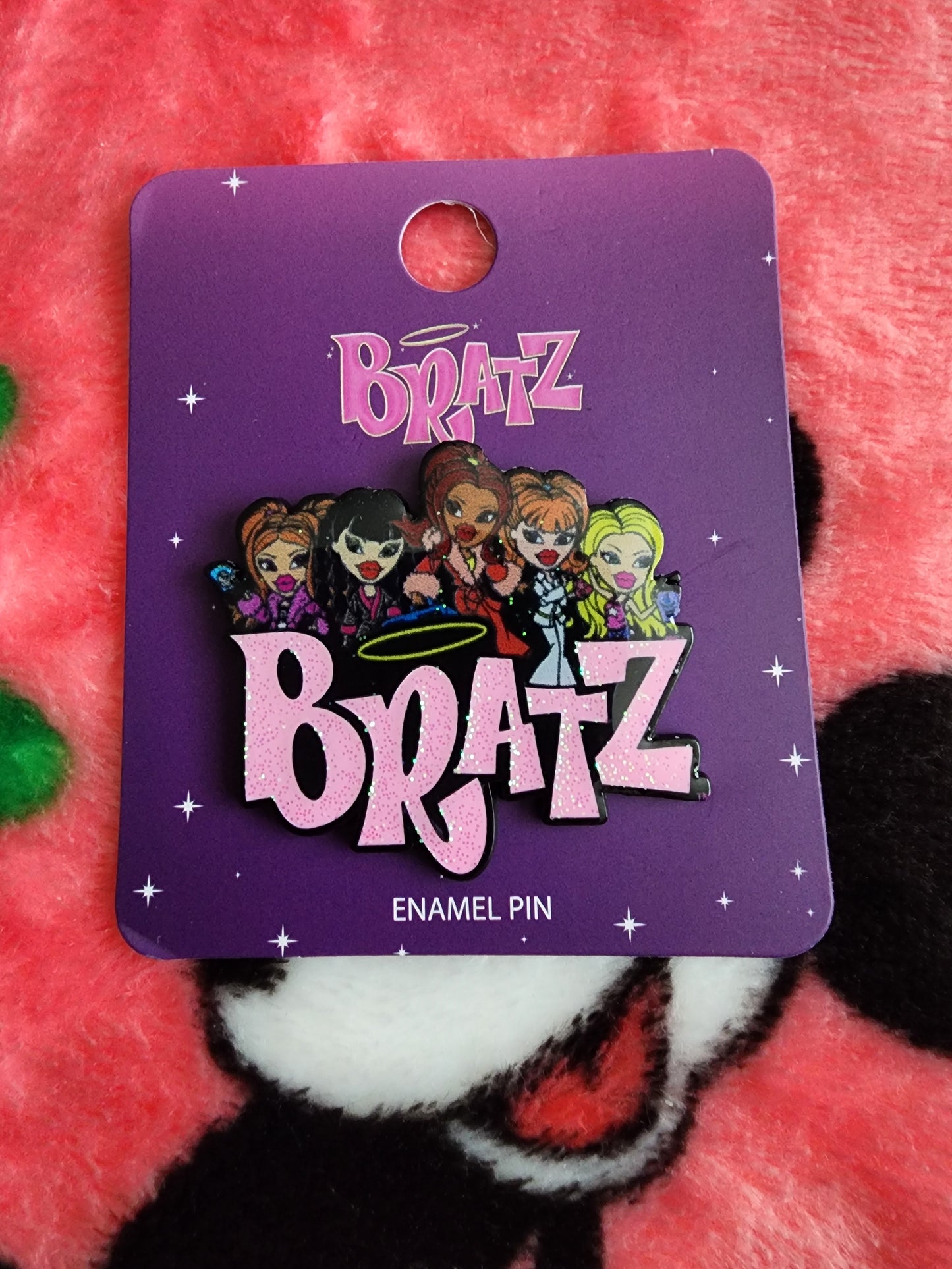 Bratz Group Pin