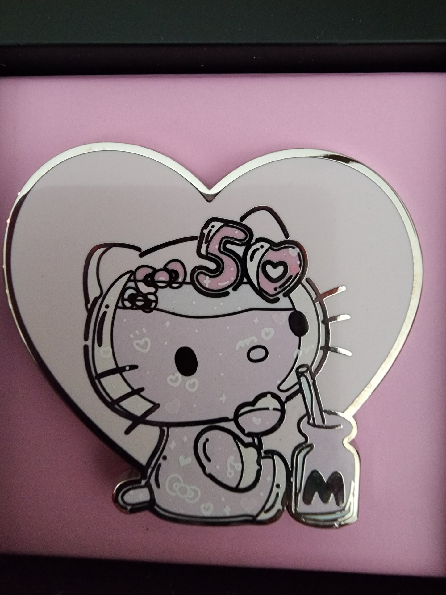 Hello Kitty 50th Anniversary Bling  Heart Figpins