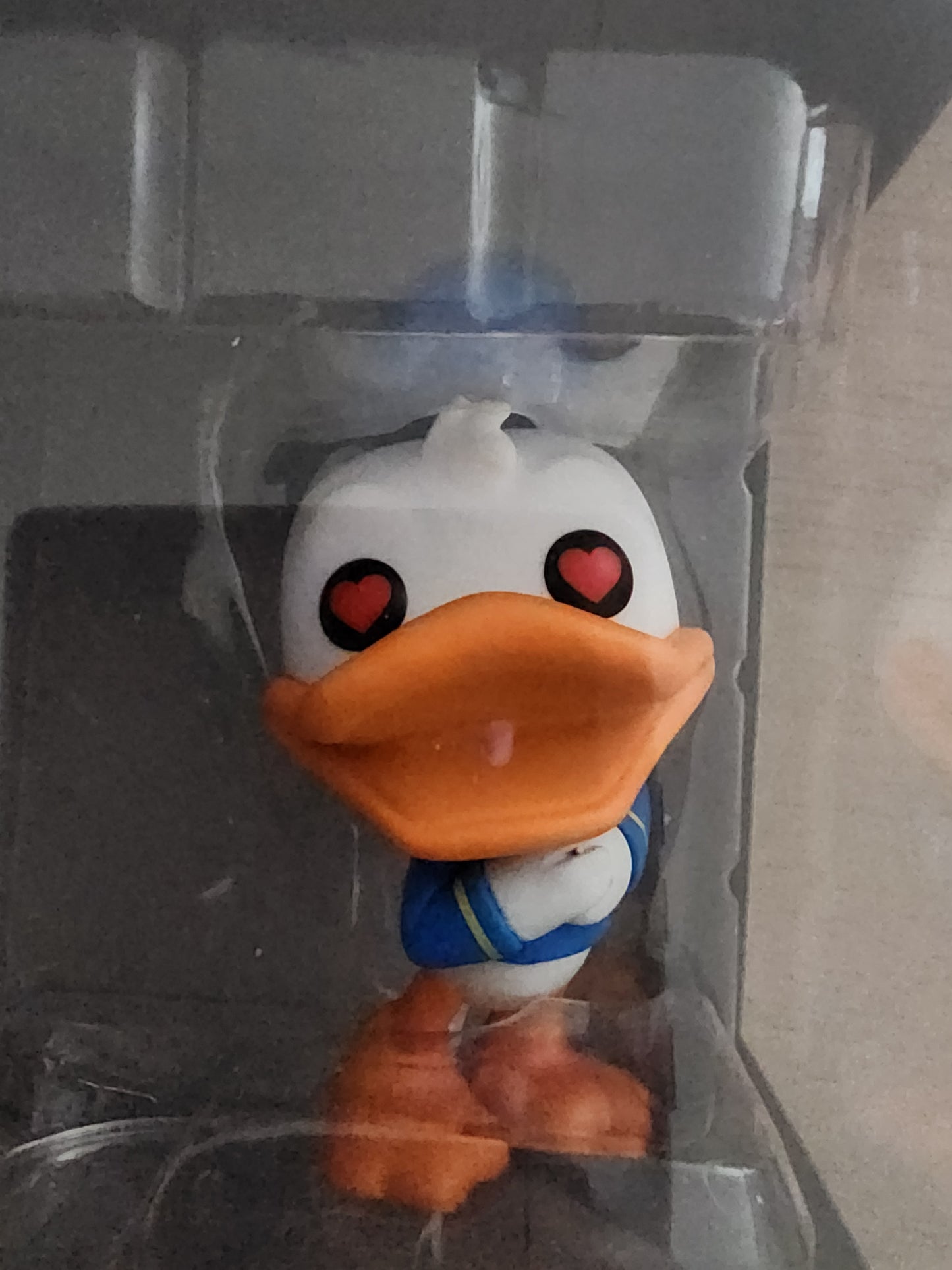 Funko Pop Disney Donald Duck 90th with Heart Eyes Figure