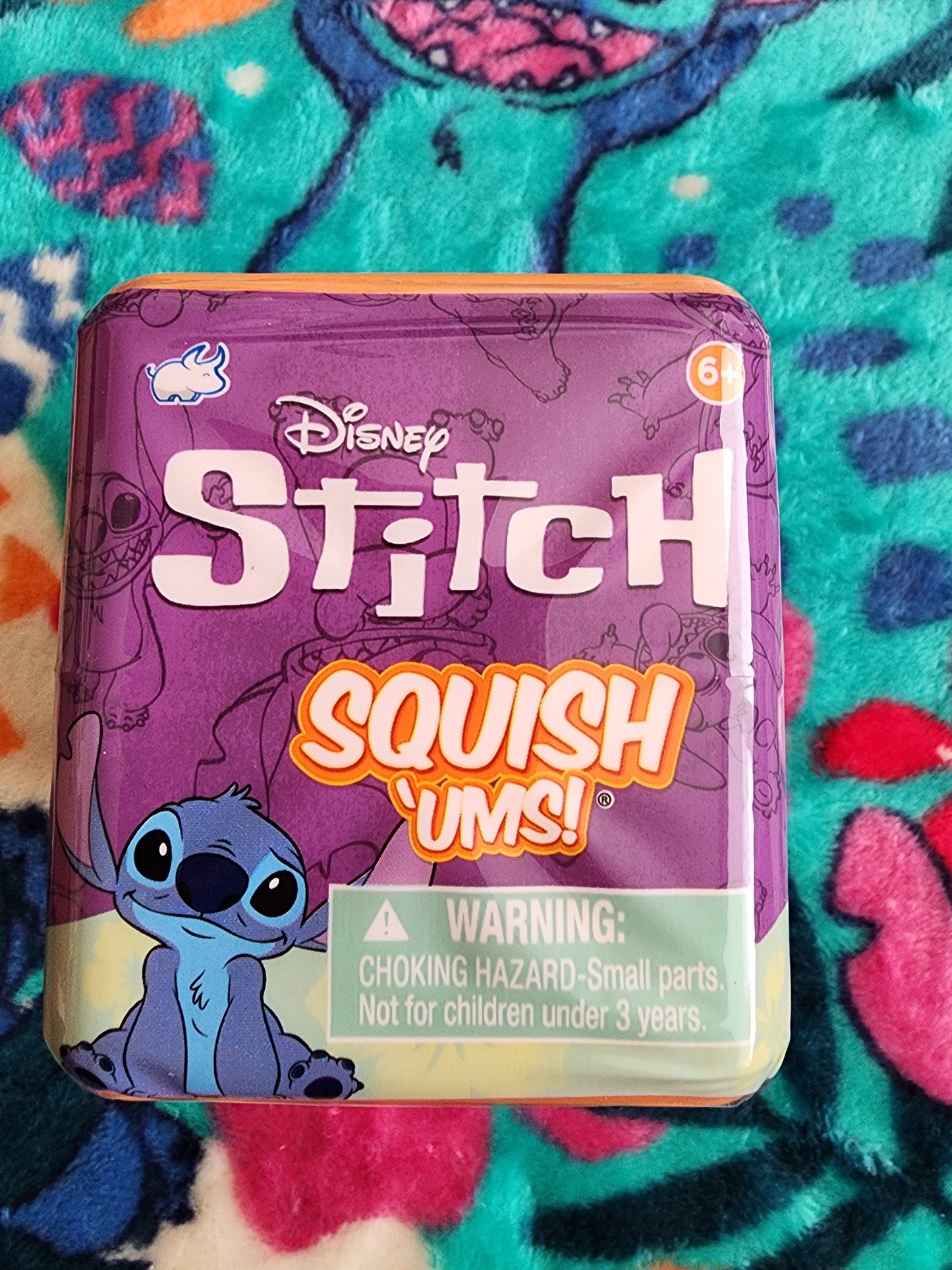 Disney Stitch Squish 'ums Mystery Figures