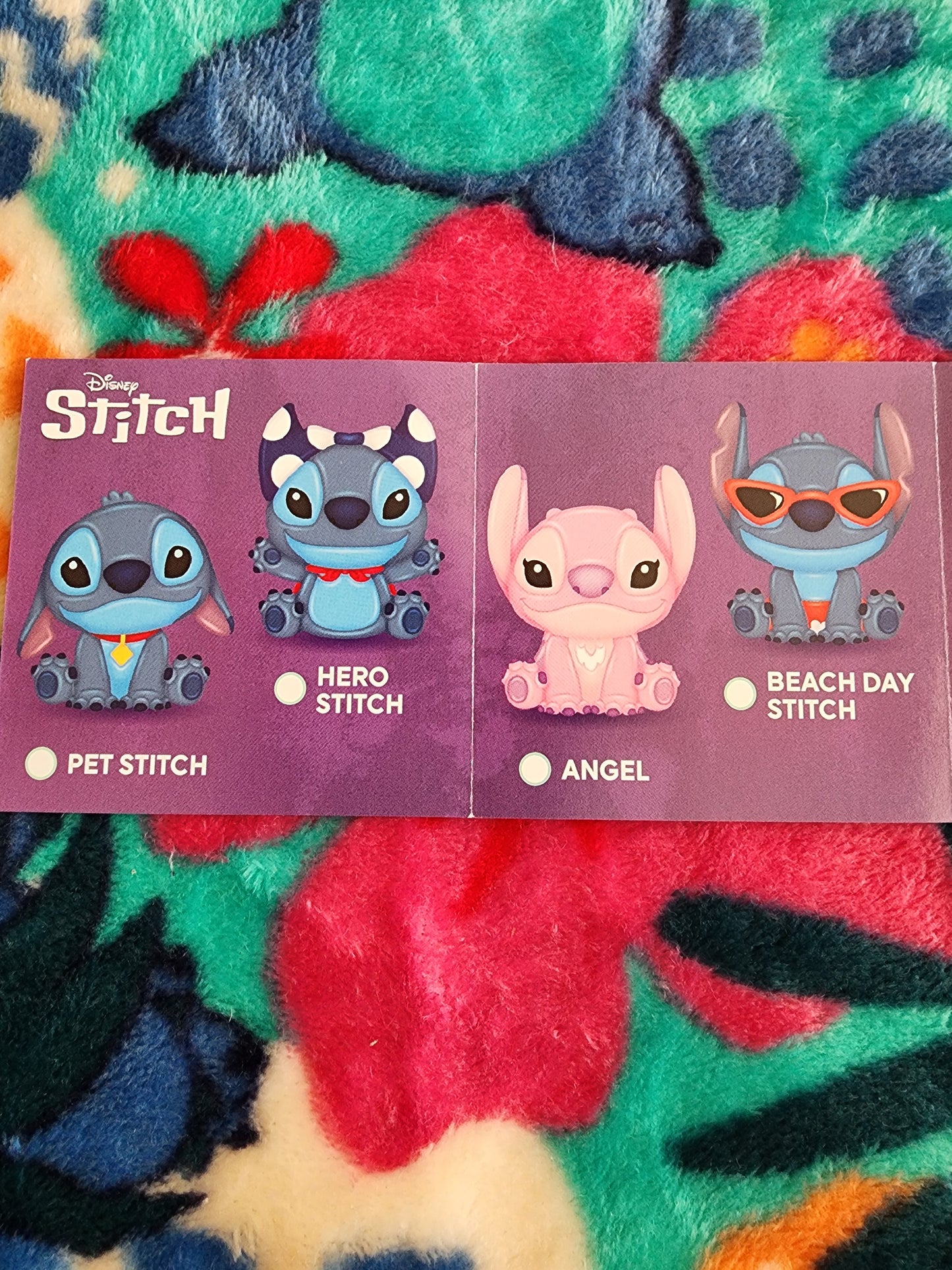 Disney Stitch Squish 'ums Mystery Figures