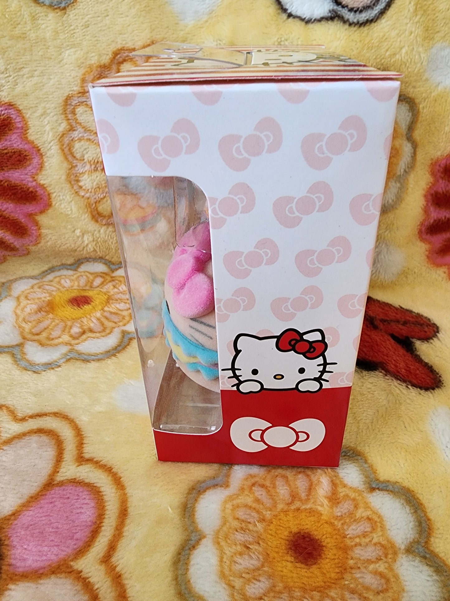 Hello Kitty and Hamburger Figures