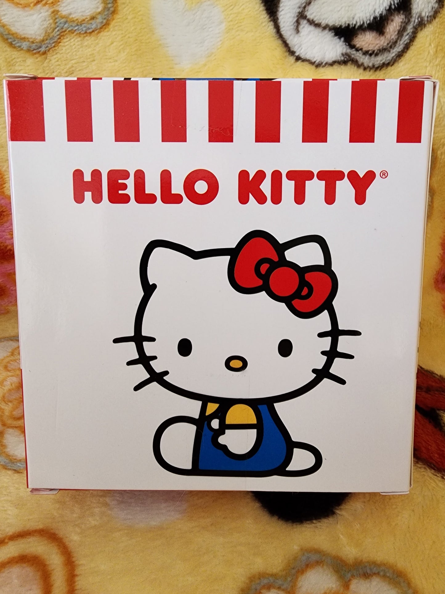 Hello Kitty and Hamburger Figures