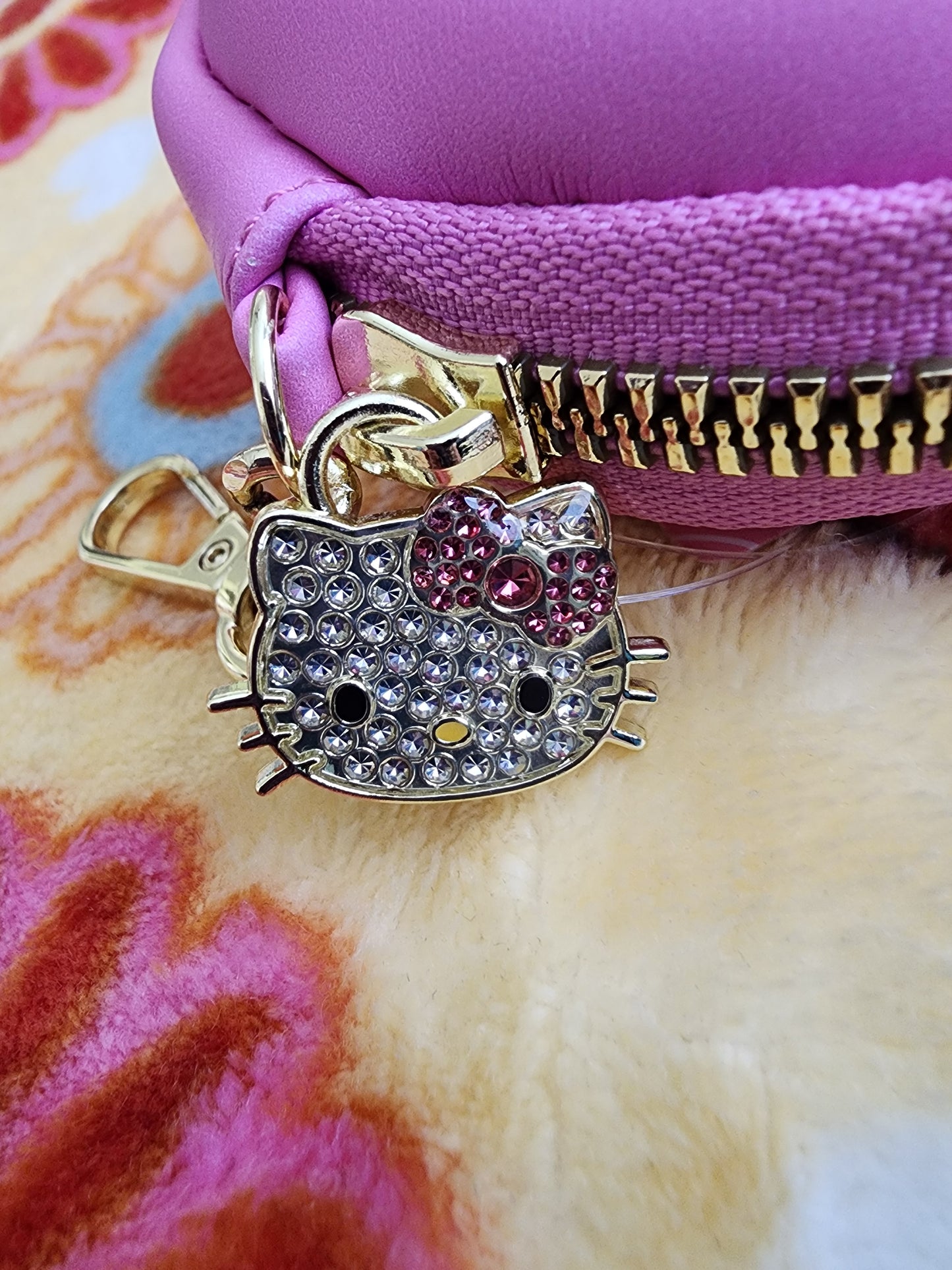 Hello Kitty Bow Coin Purse Bag Clip