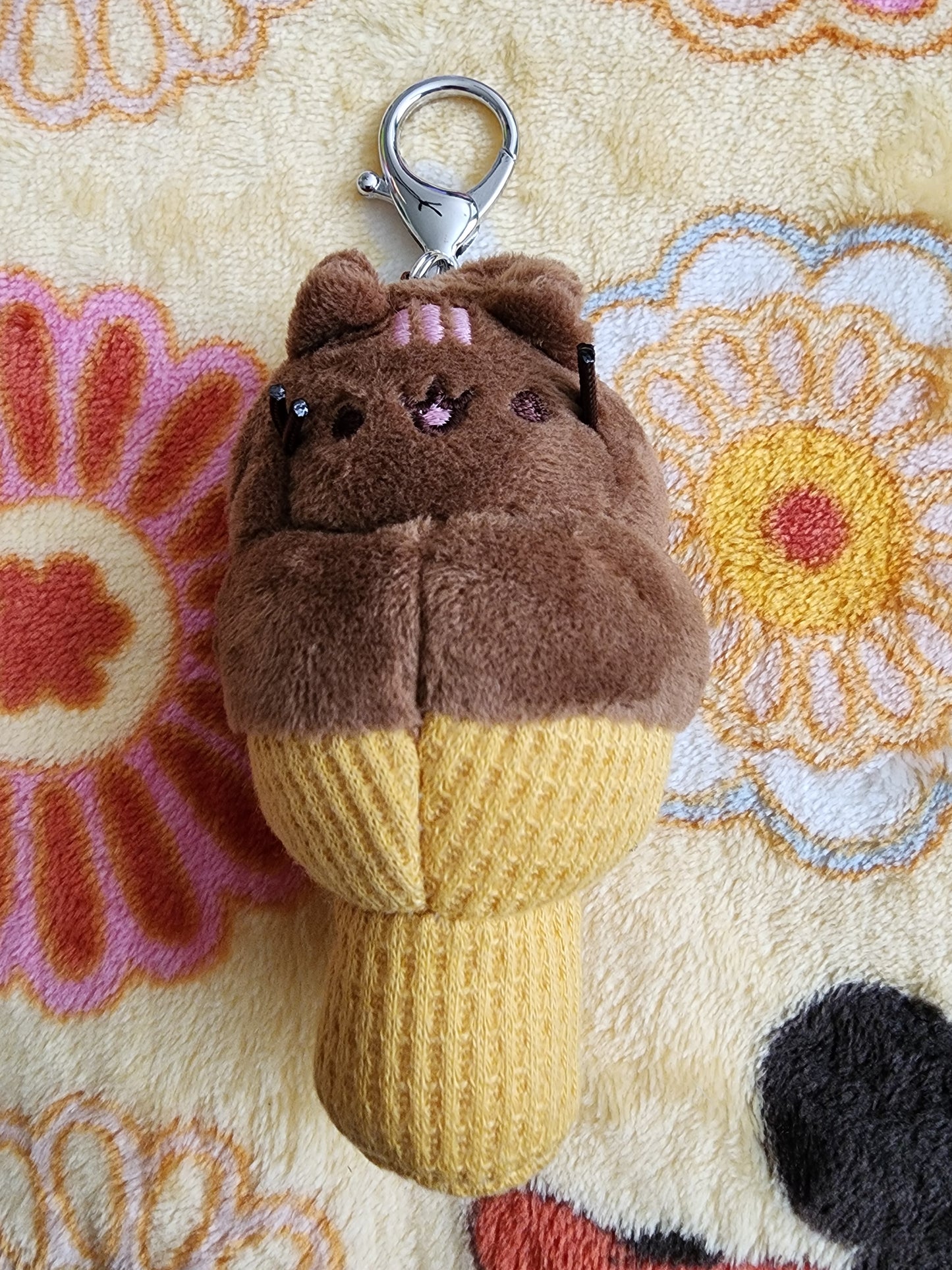 Pusheen Ice Cream Plush Mystery Bag Clips