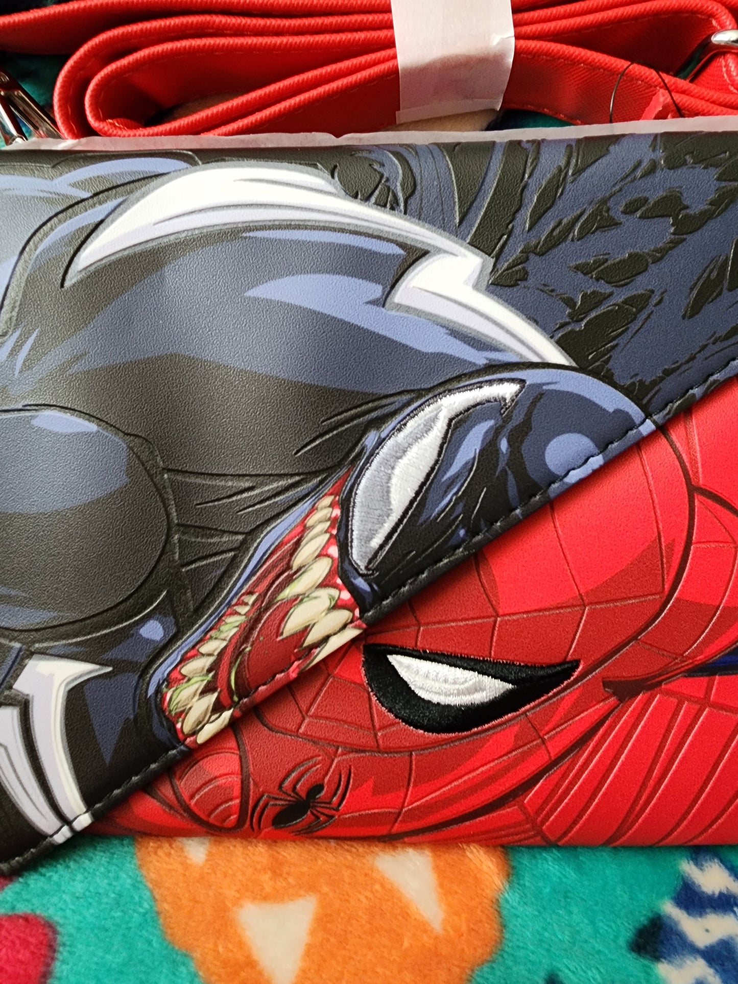 Loungefly Marvel Spiderman/Venom Crossbody Bag