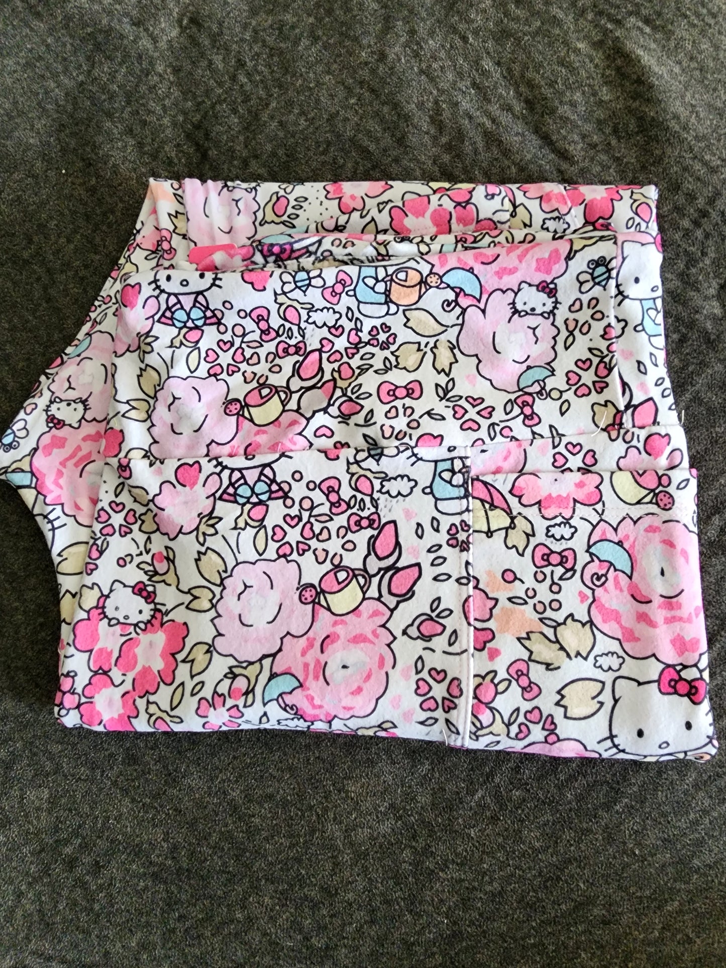 *CP Hello Kitty Flowers Leggings