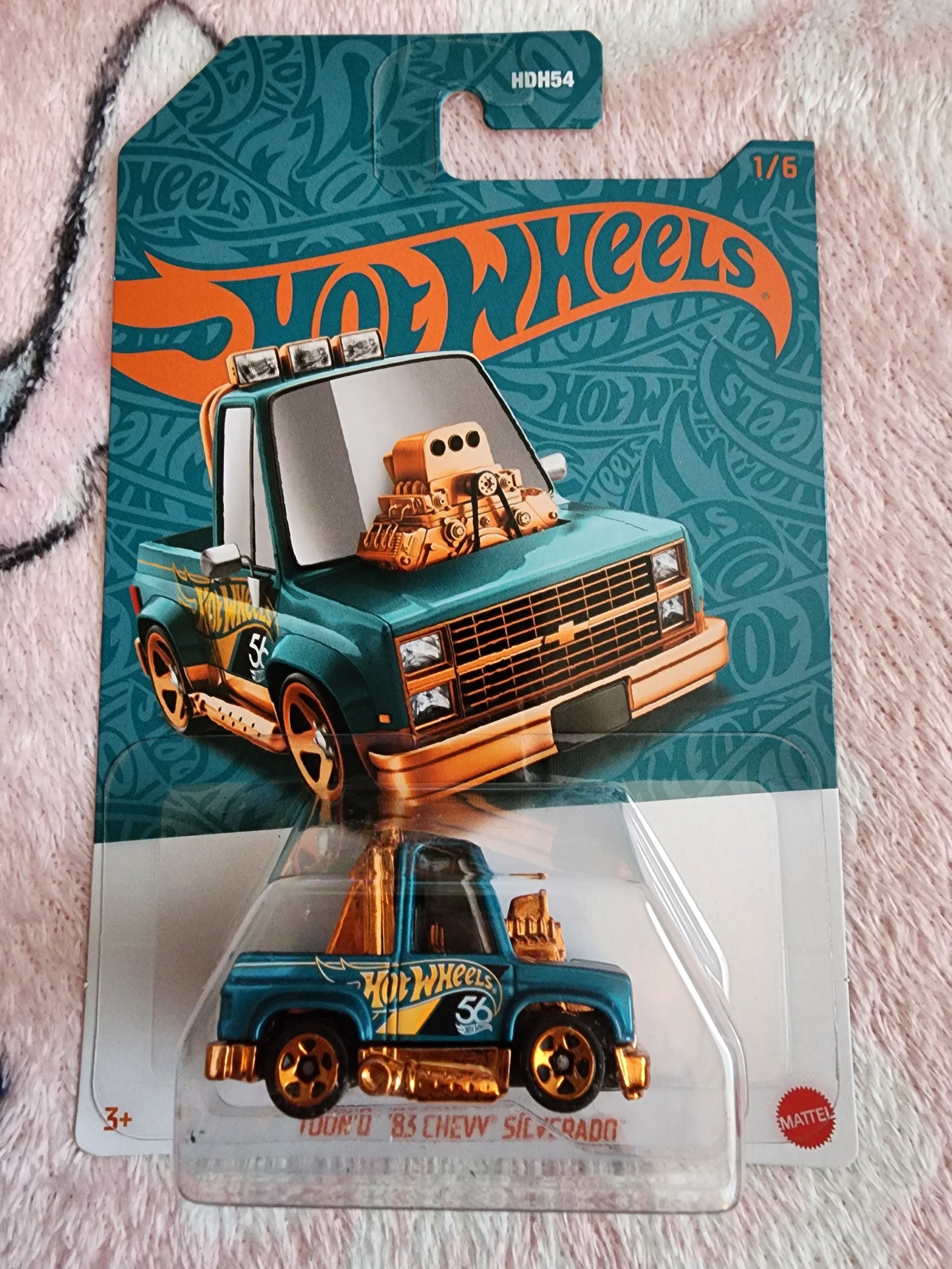 Hot Wheels Pearl and Chrome Car Series