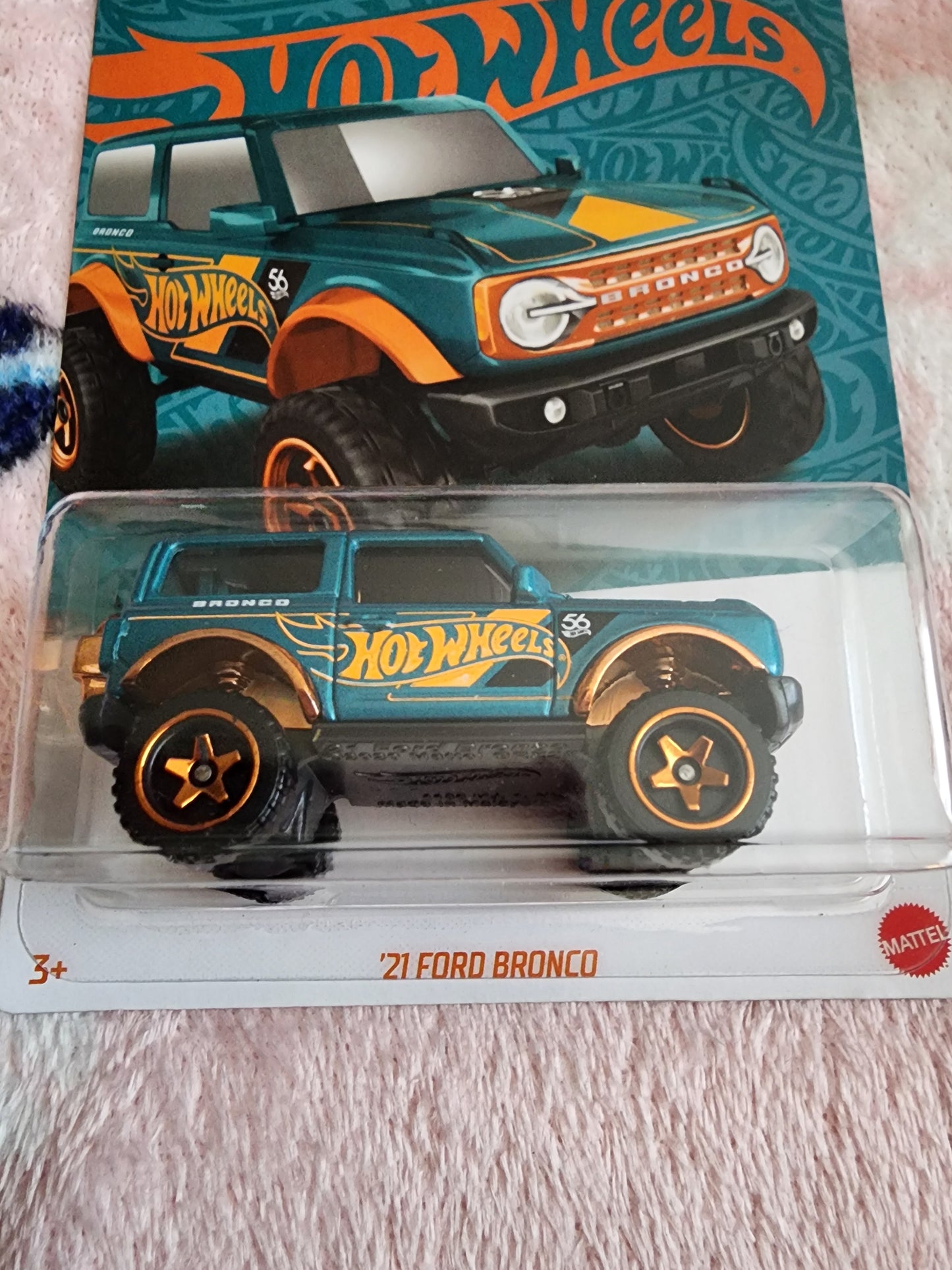 Hot Wheels Pearl and Chrome Car Series