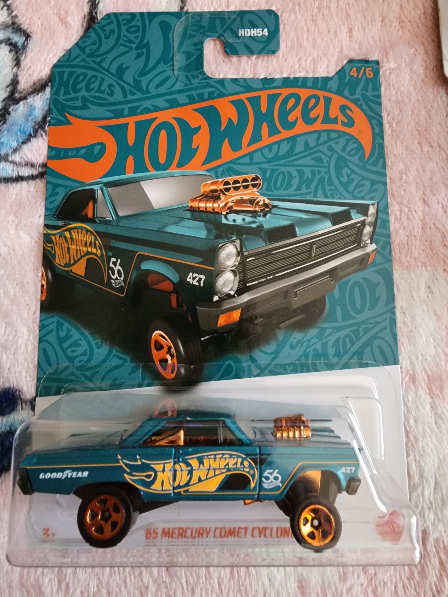 Hot Wheels Pearl and Chrome Car Series