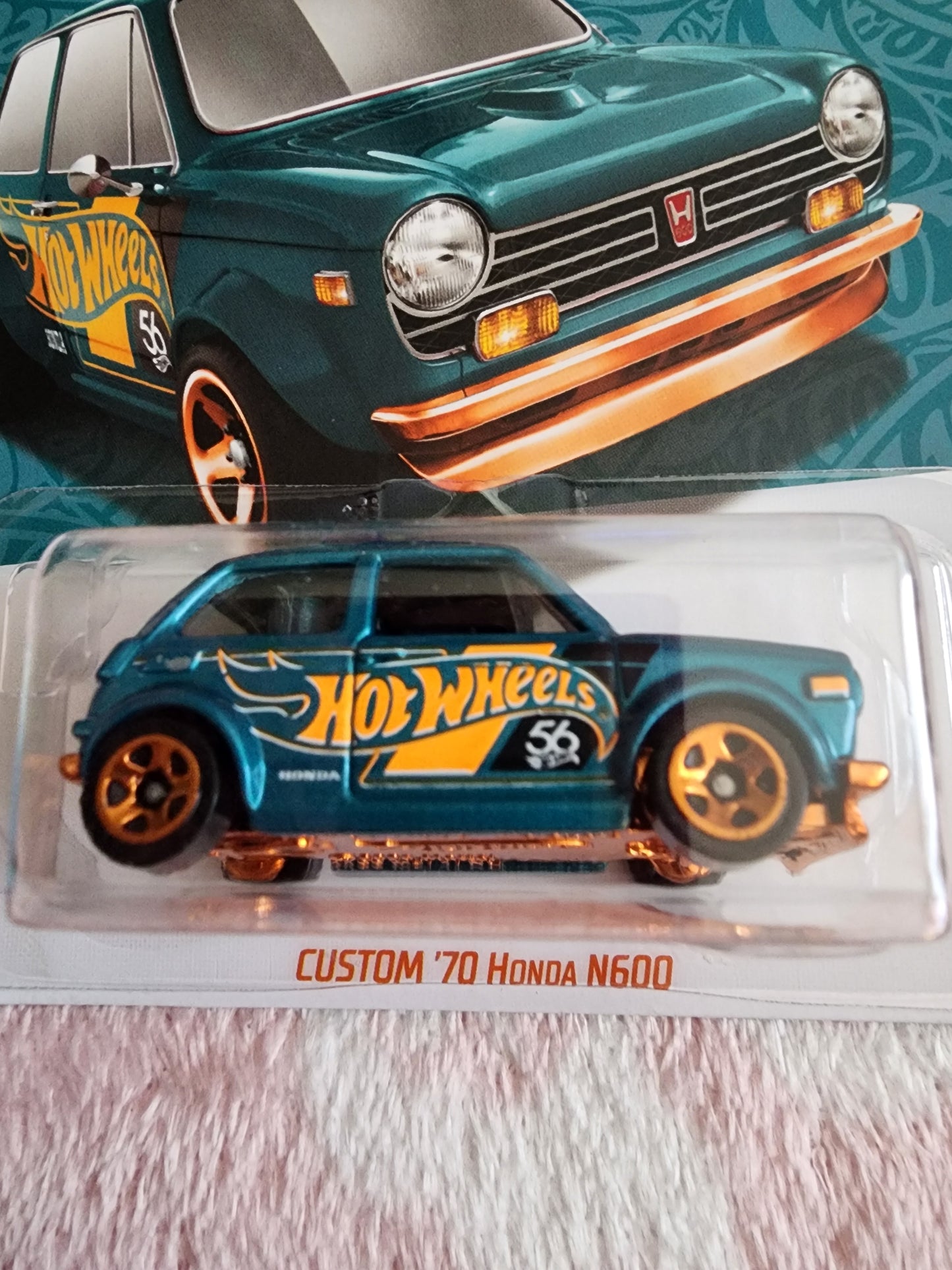 Hot Wheels Pearl and Chrome Car Series