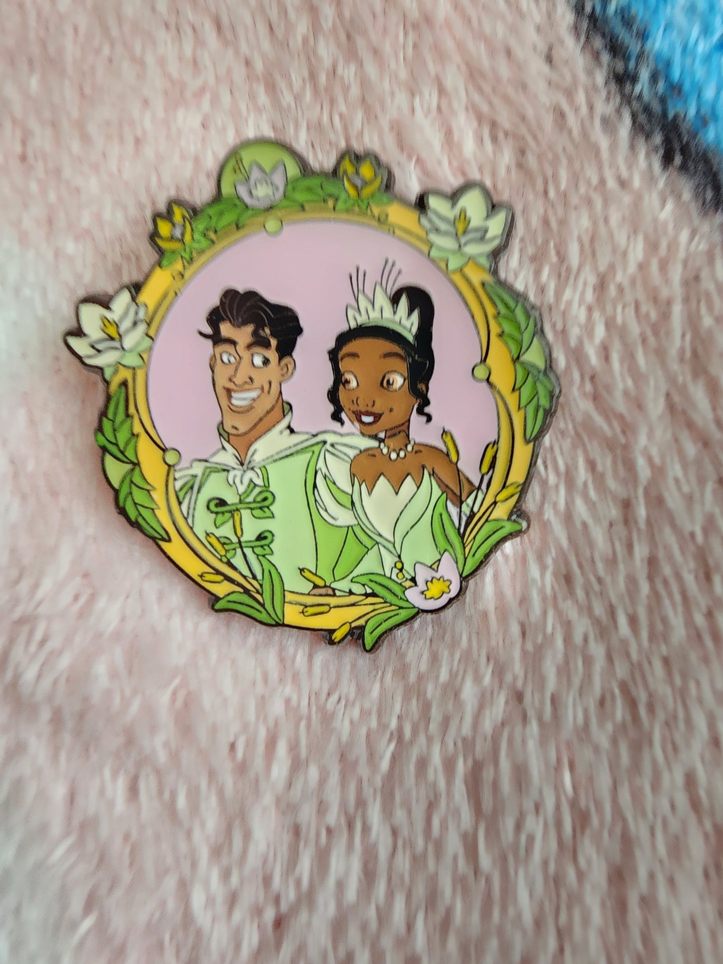 Loungefly Disney Princess Couples Portrait Mystery Pins