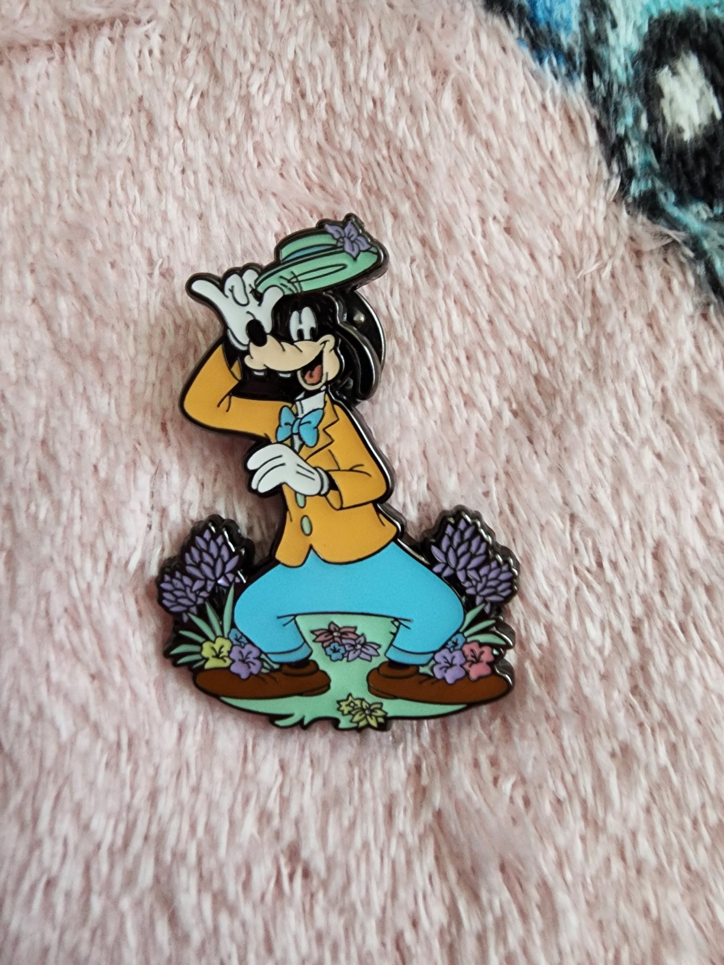 Loungefly Disney Mickey & Friends Spring Picnic Mystery Pins