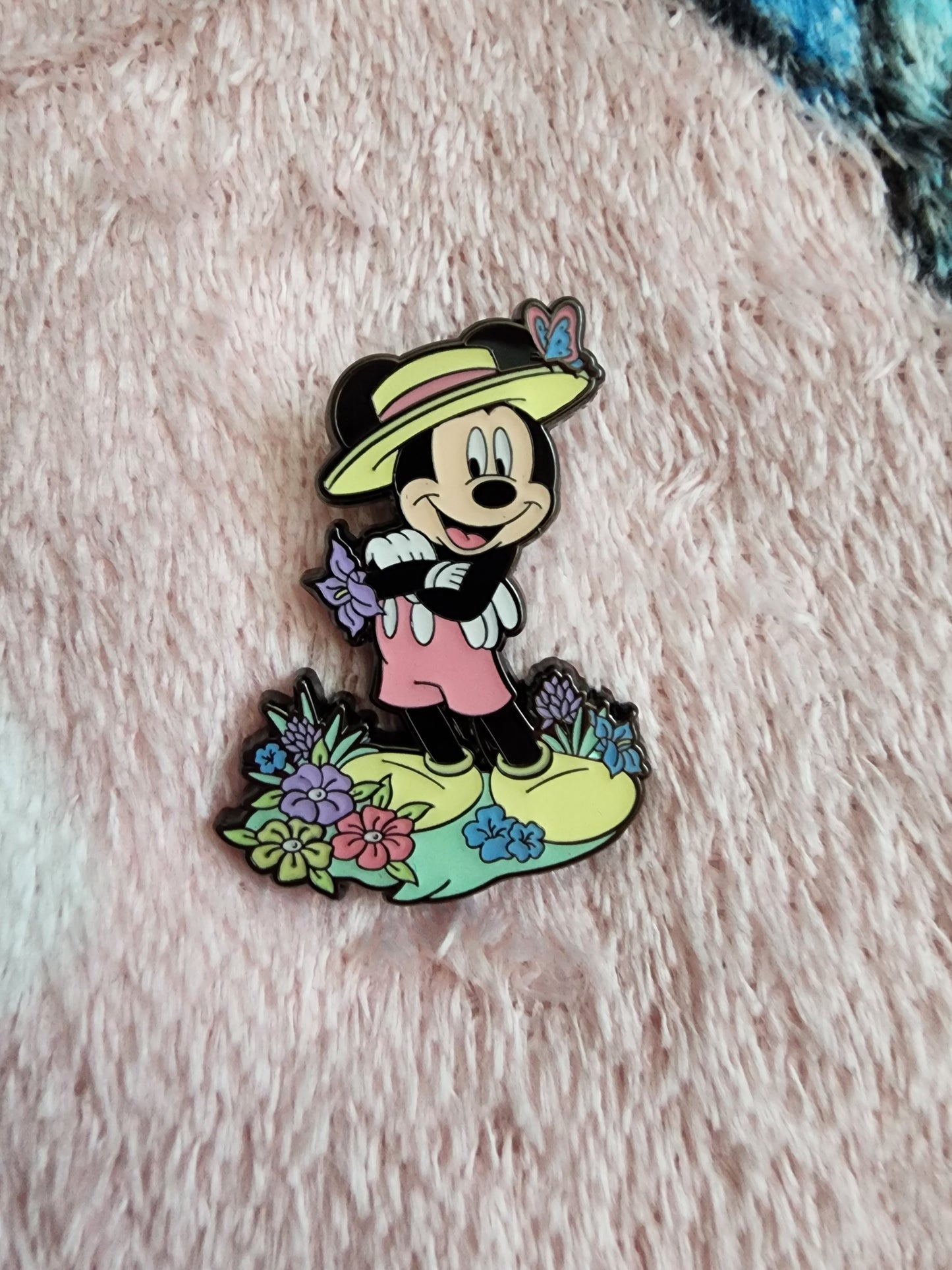 Loungefly Disney Mickey & Friends Spring Picnic Mystery Pins