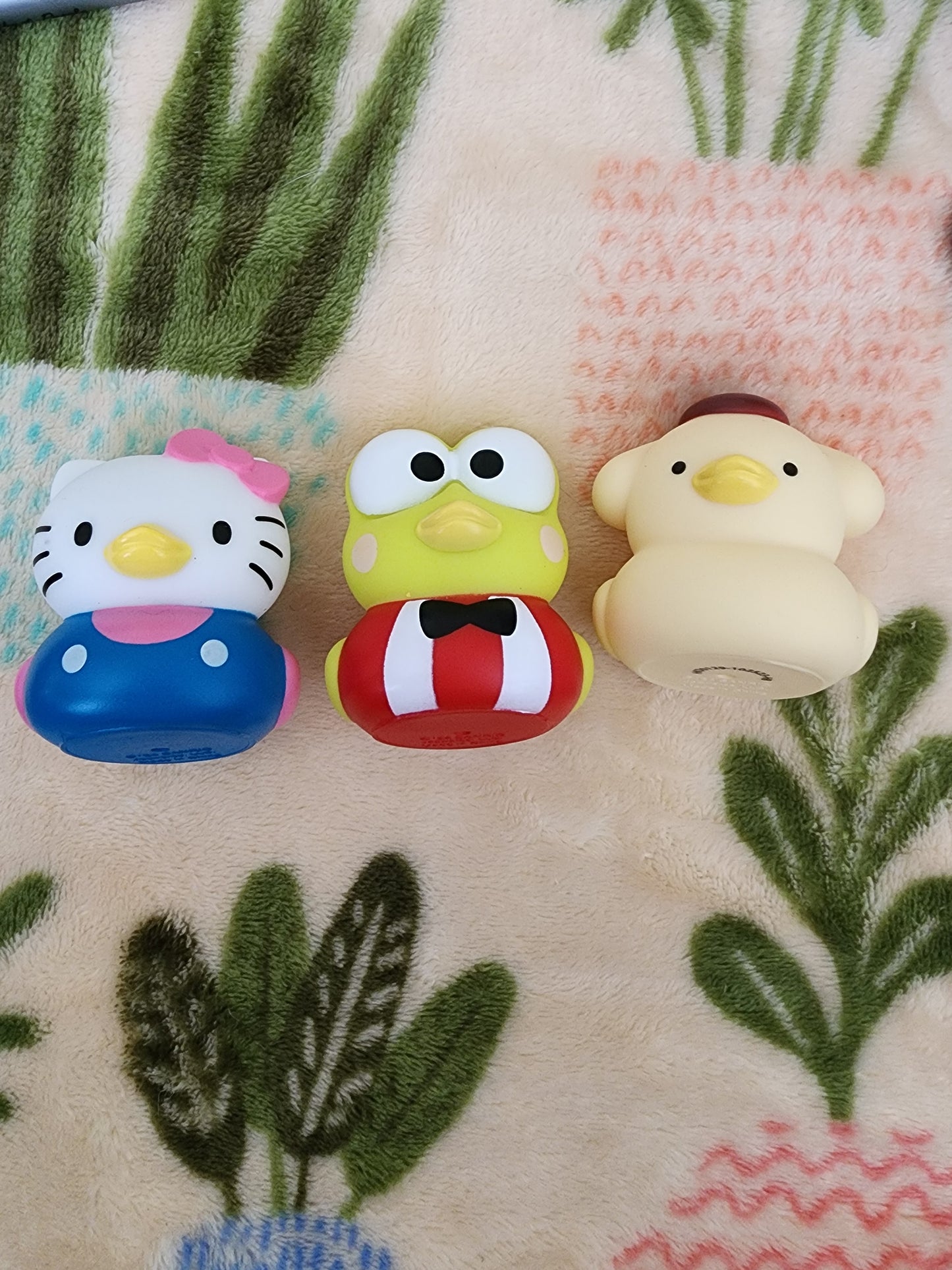 Hello Kitty and Friends Rubber Duckies Set