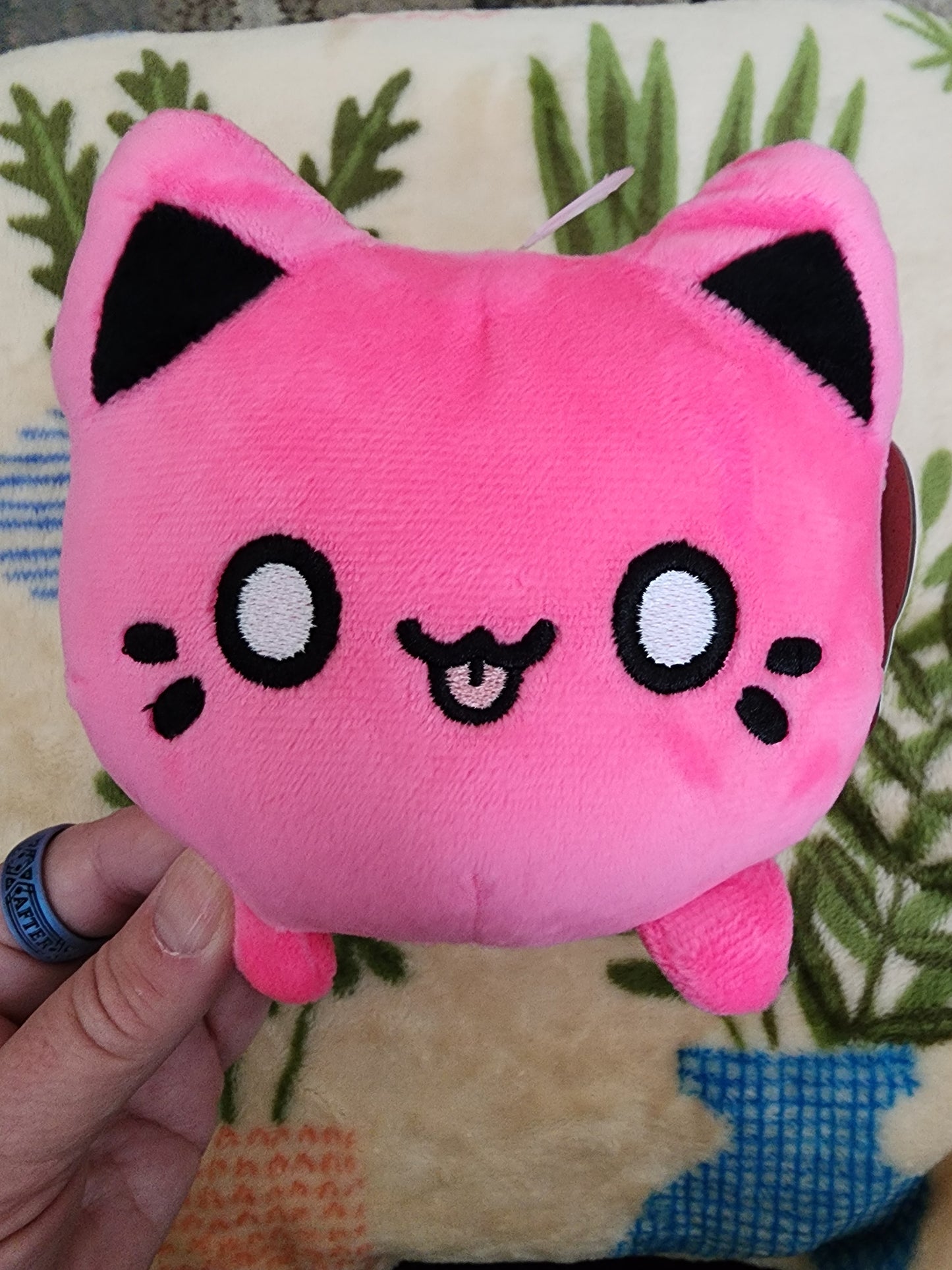 Meowchi Vivid Pink 7" Plush