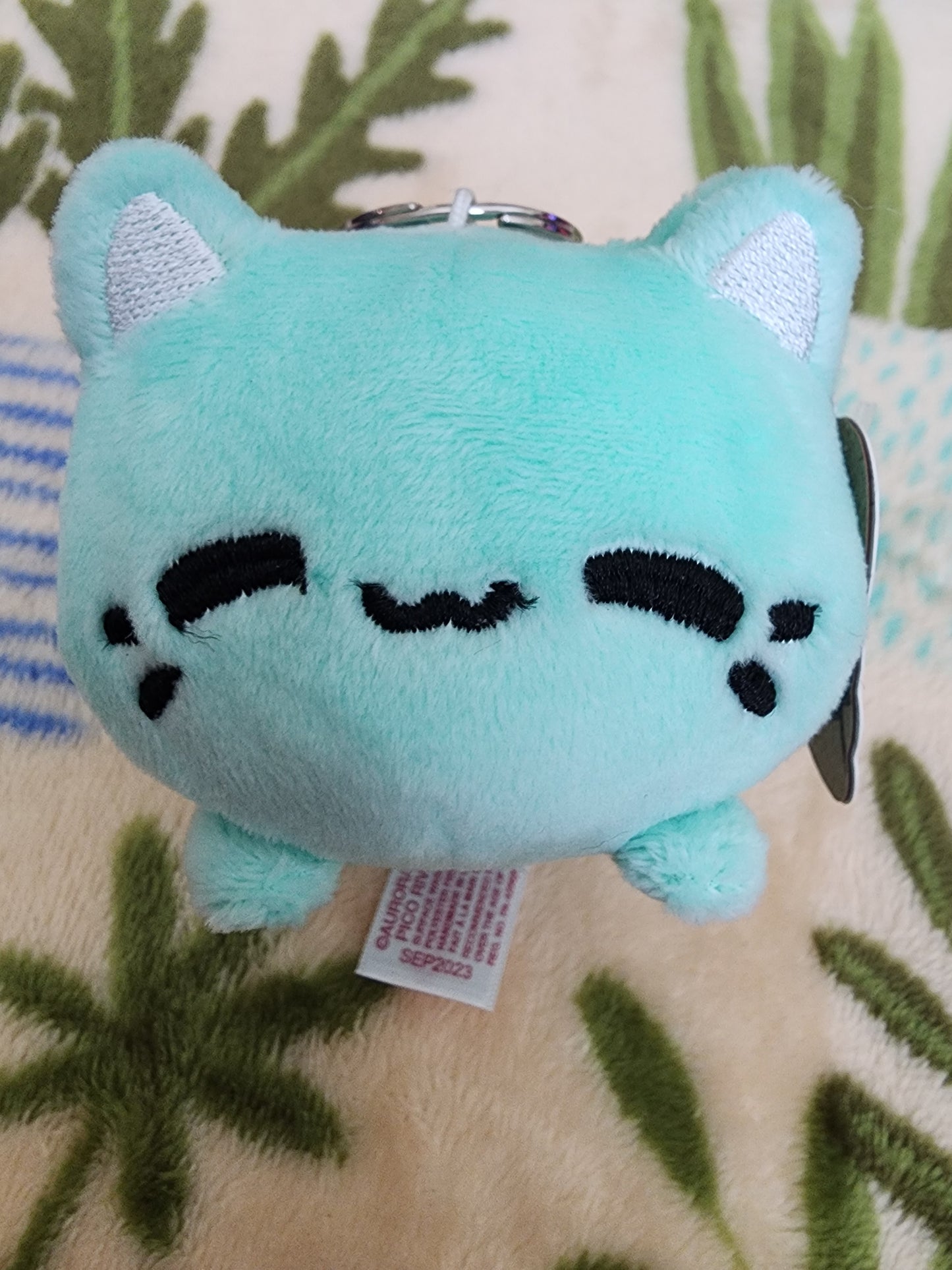 Meowchi Mint Green Plush Bag Clip