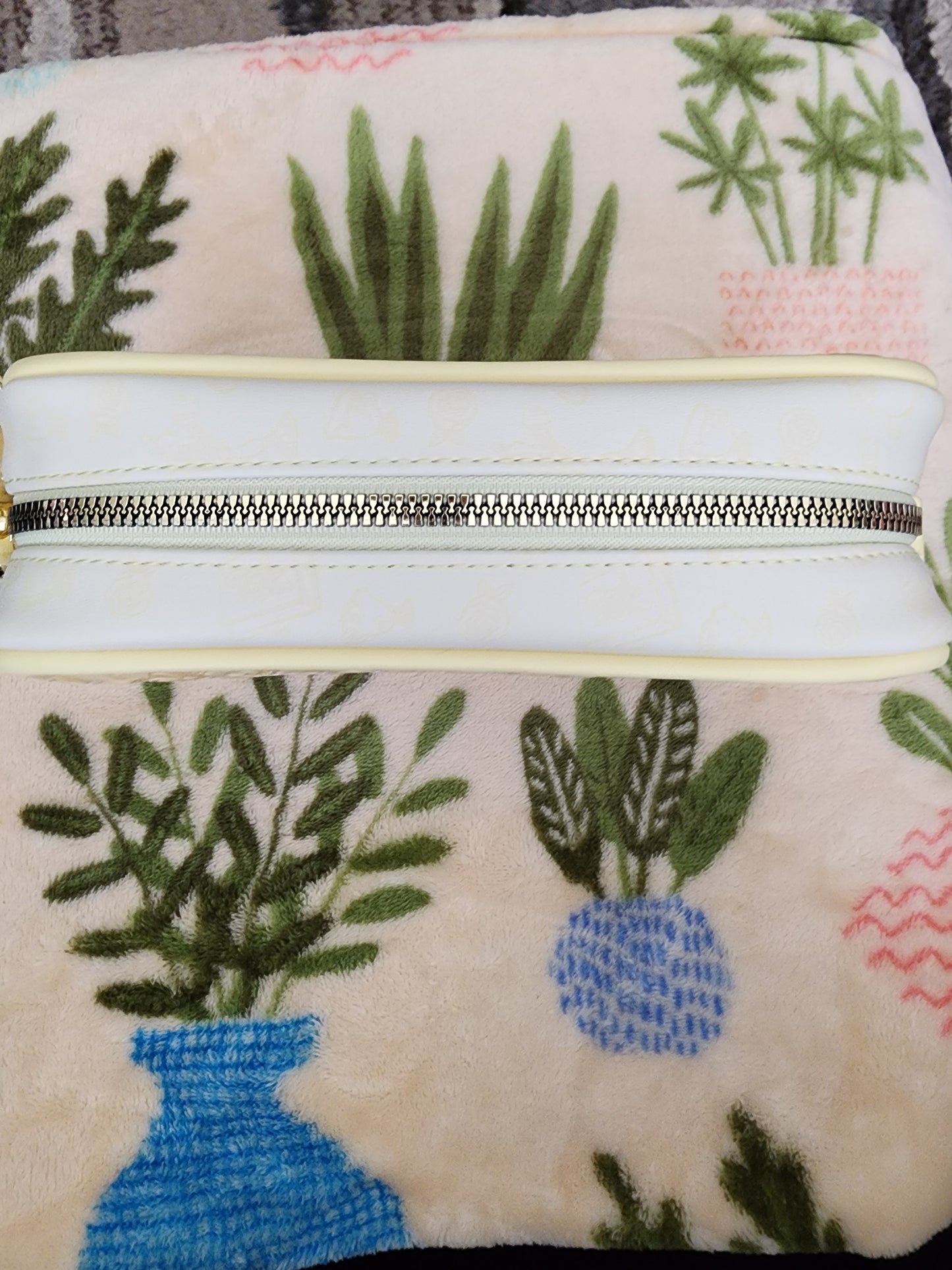 Disney Beauty and the Beast Crossbody Bag