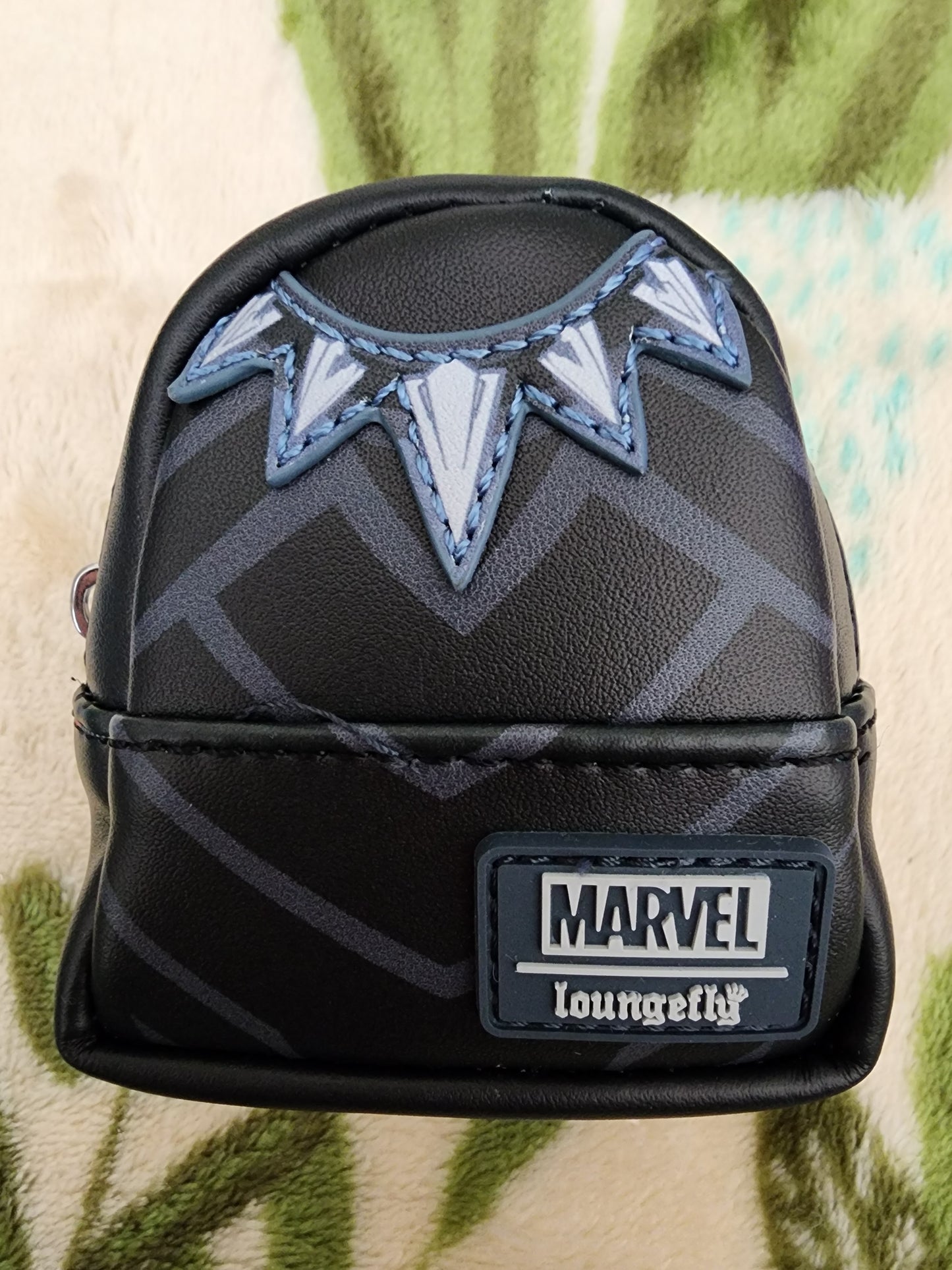 Marvel Avengers Mini Pocket Backpack Mystery Bag Clips/Key Chains