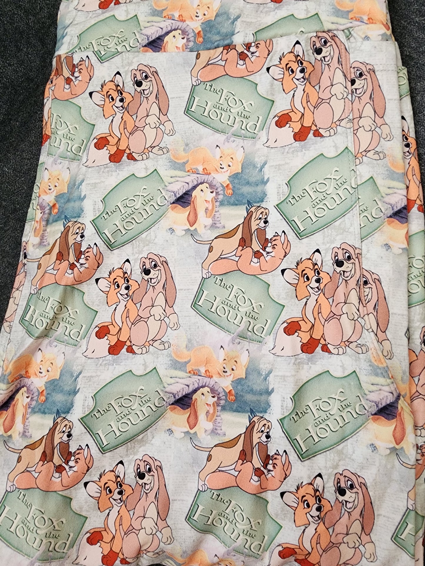 *CP Disney Fox and the Hound Leggings