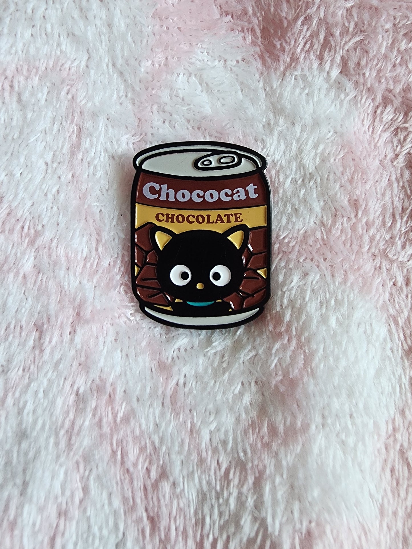 Hello Kitty and Friends Juice Can Mystery Pins