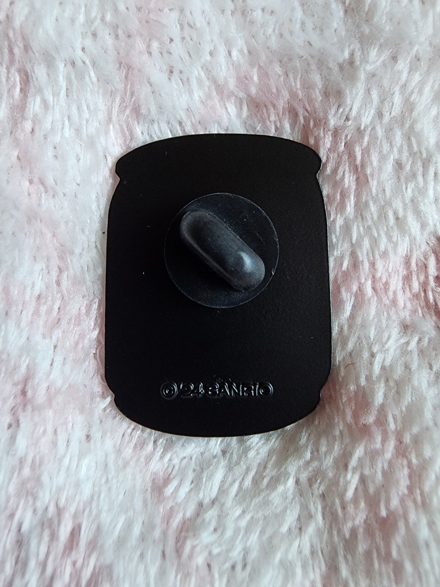 Hello Kitty and Friends Juice Can Mystery Pins