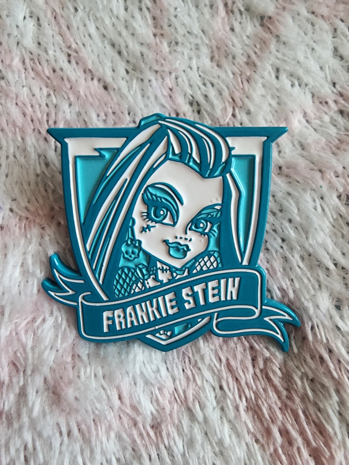 Monster High Color Mystery Pins