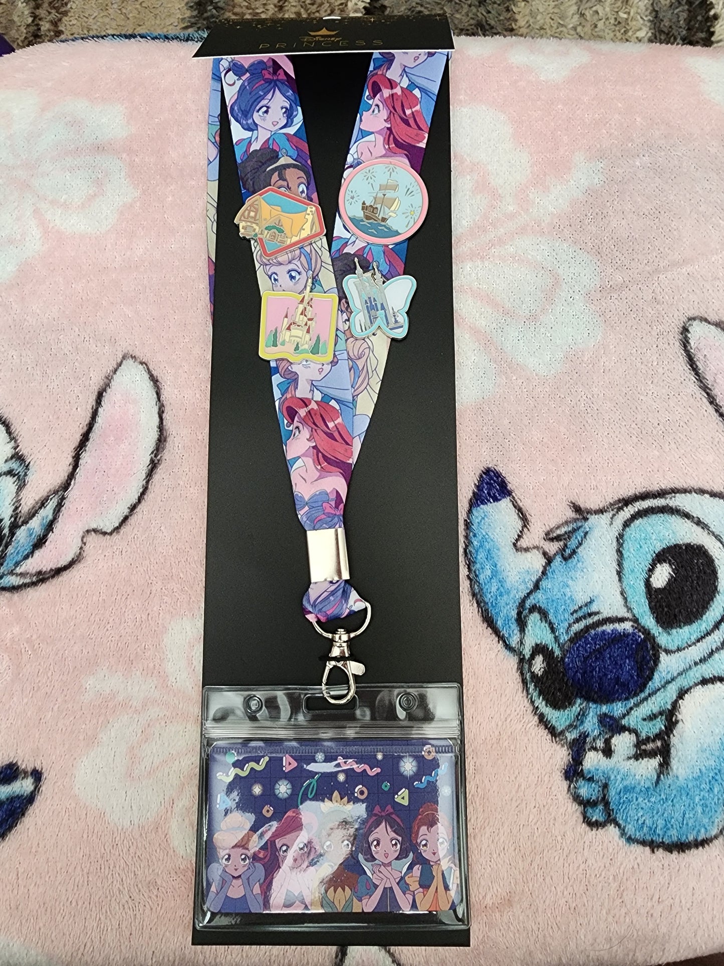 Disney Princess Manga Style Lanyard with 4 Pins and Cardholder