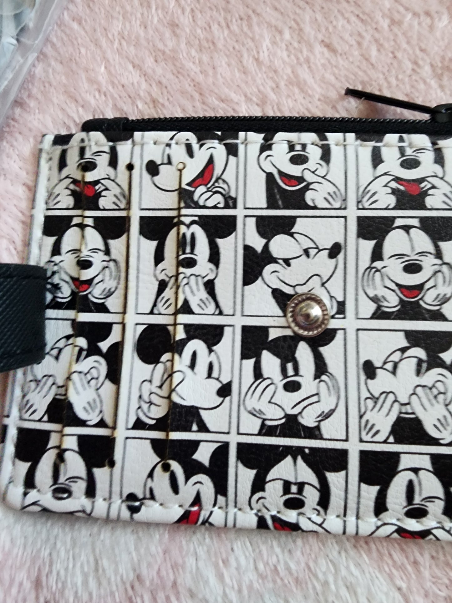 Buckle Down Disney Mickey Mouse Faces Snap Card Holder