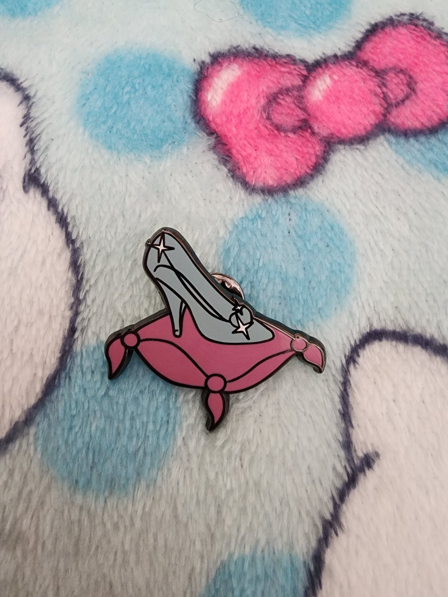 Loungefly Disney Princess Manga Mystery Pins