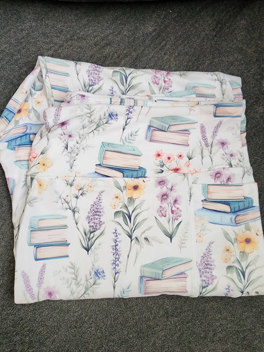 CP Wild Flowers and Books Soft Leggings