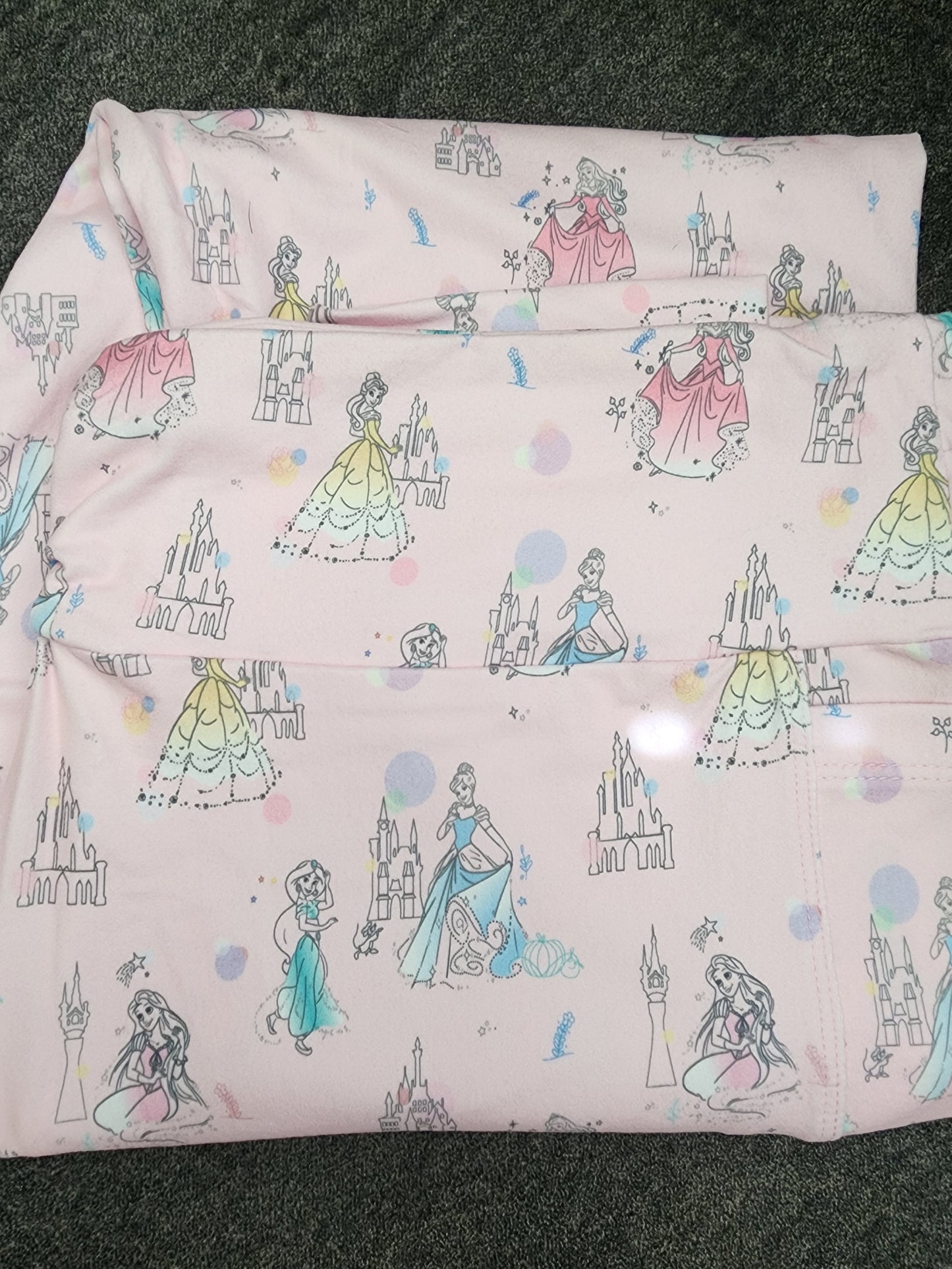 *CP Disney Princesses and Their Castle Leggings