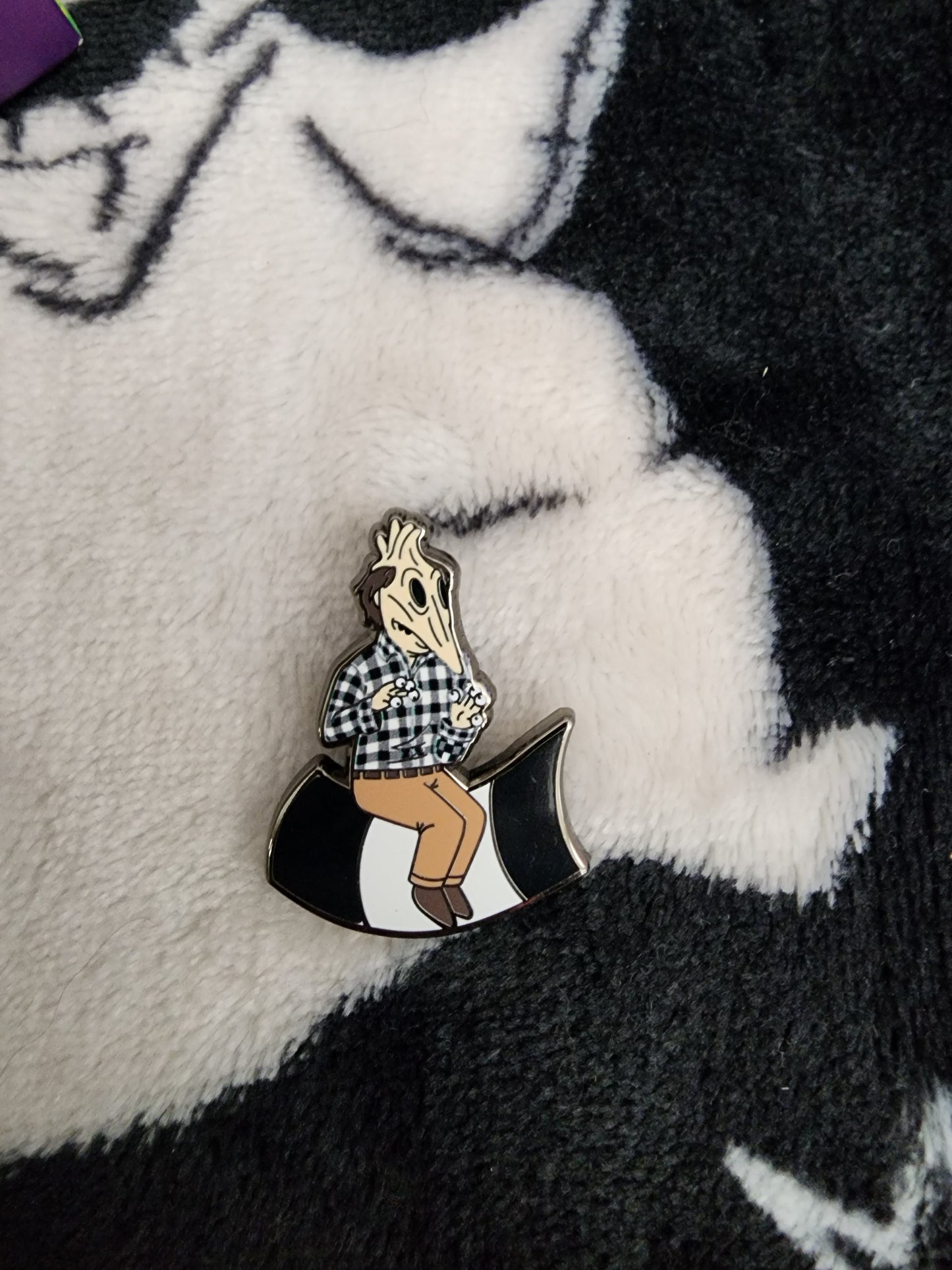 Loungefly Beetlejuice Sand Snake Mystery Pins